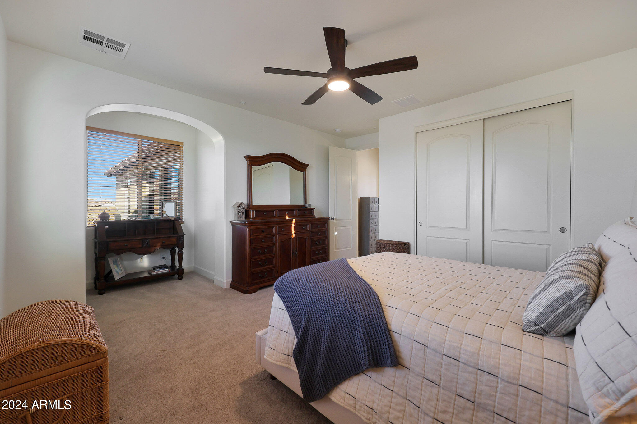 6746 W ROBERTA Lane