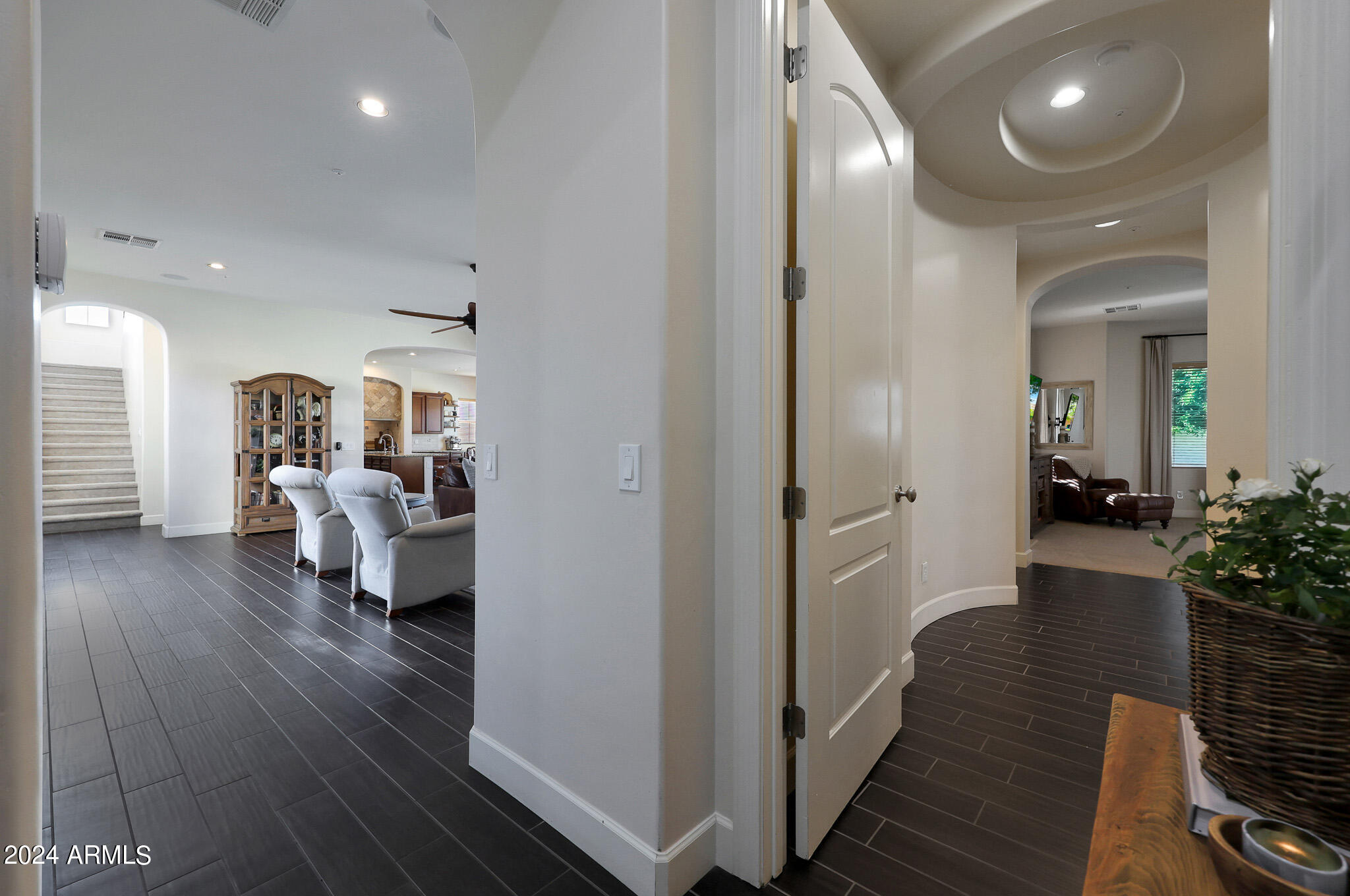 6746 W ROBERTA Lane