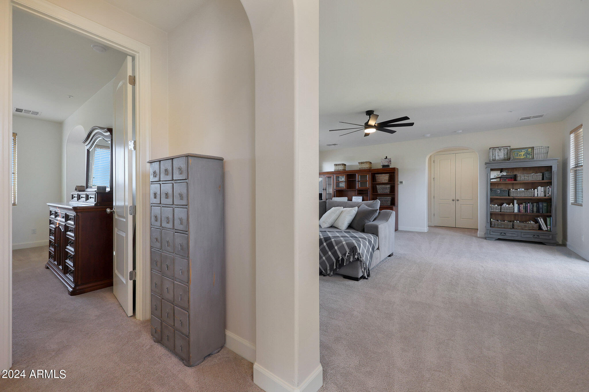 6746 W ROBERTA Lane