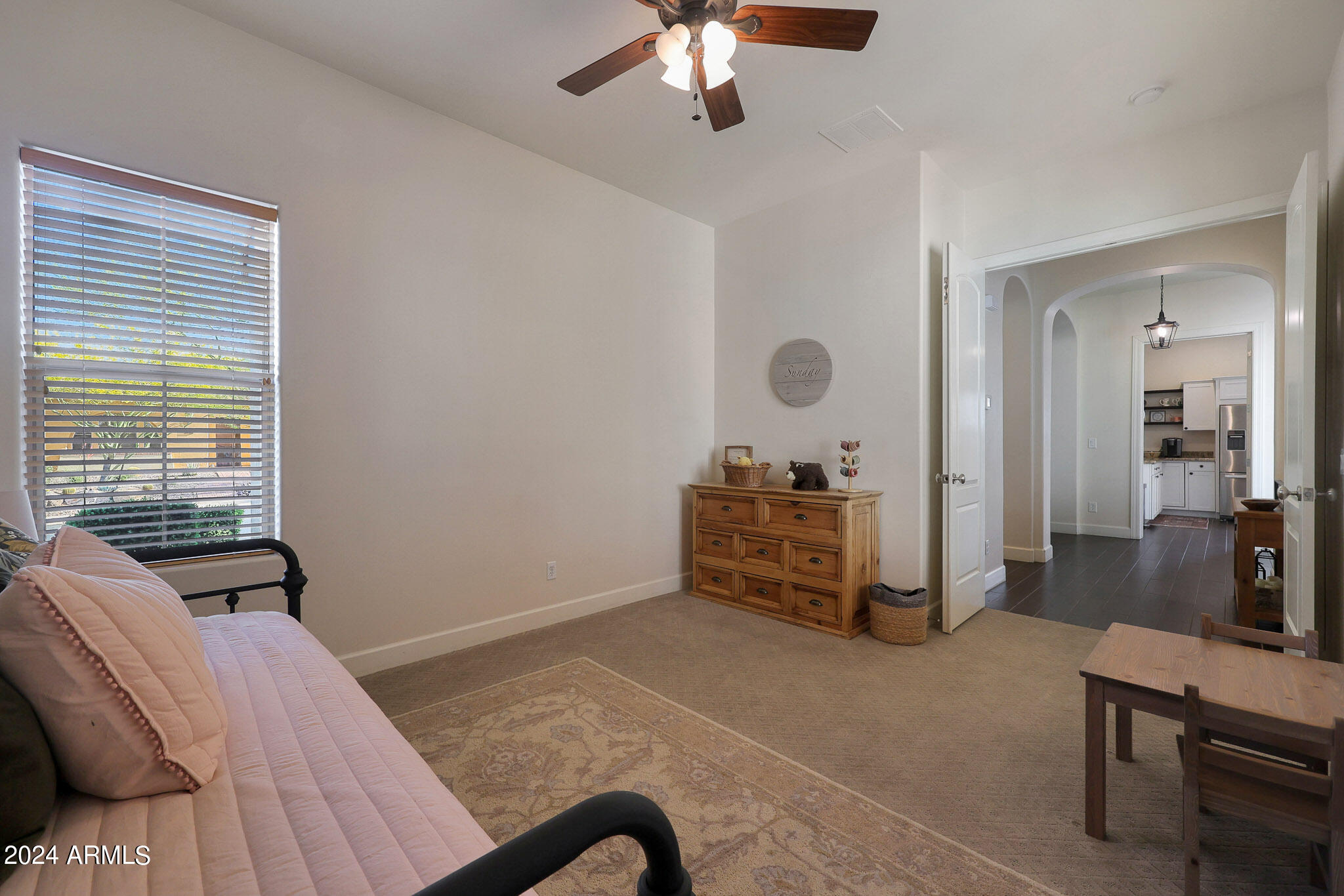 6746 W ROBERTA Lane