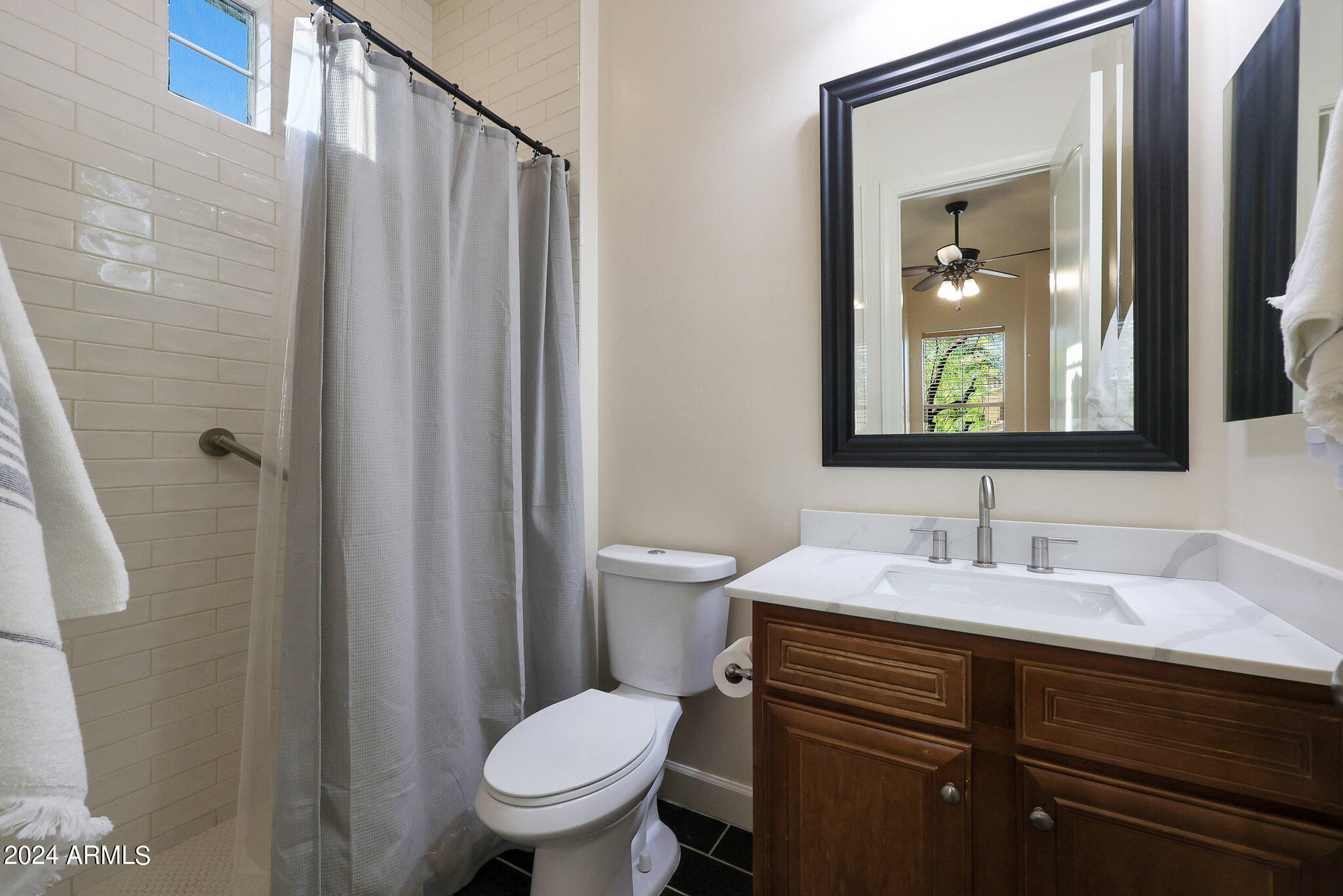 6746 W ROBERTA Lane