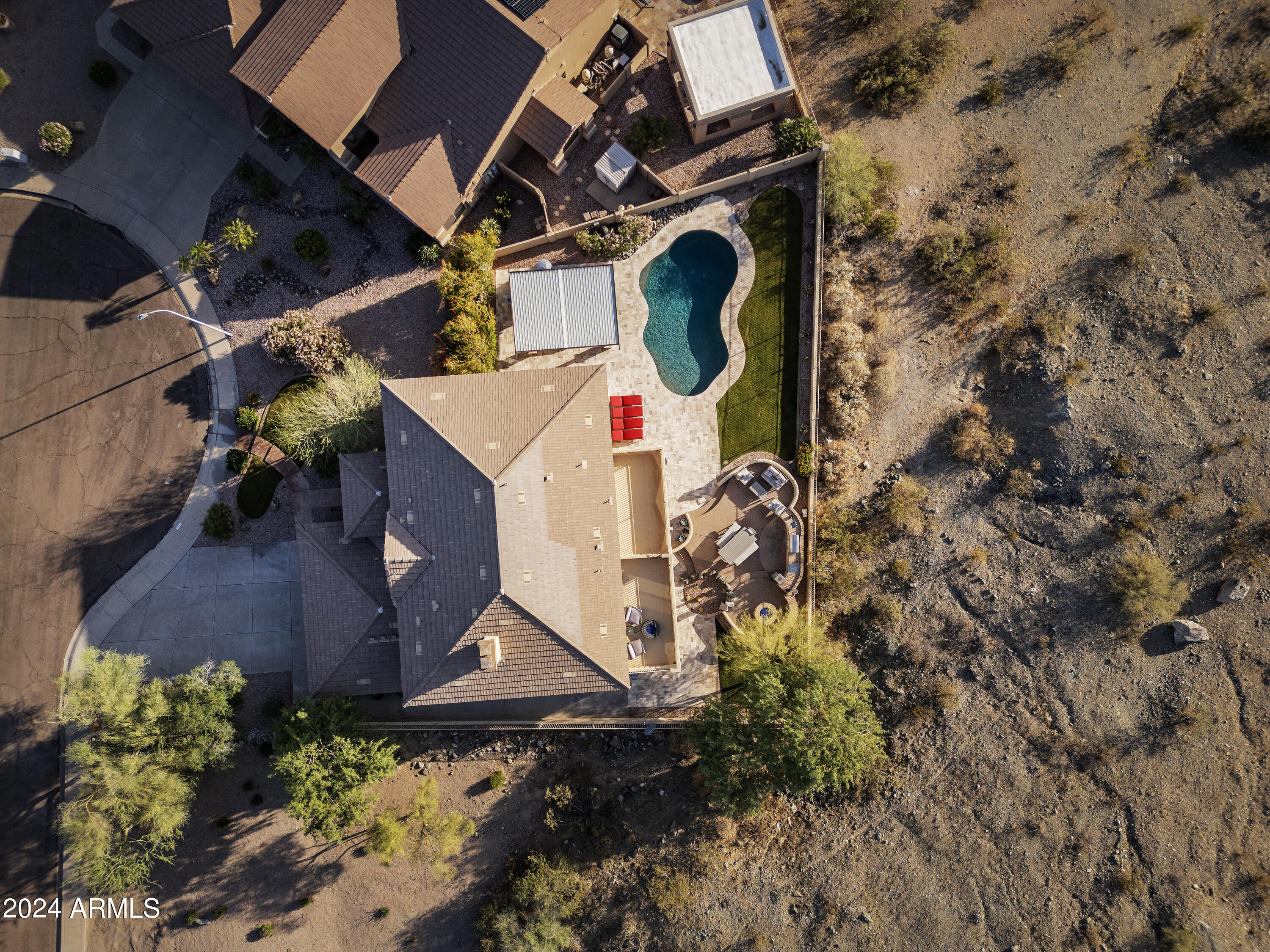530 E CATHEDRAL ROCK Drive