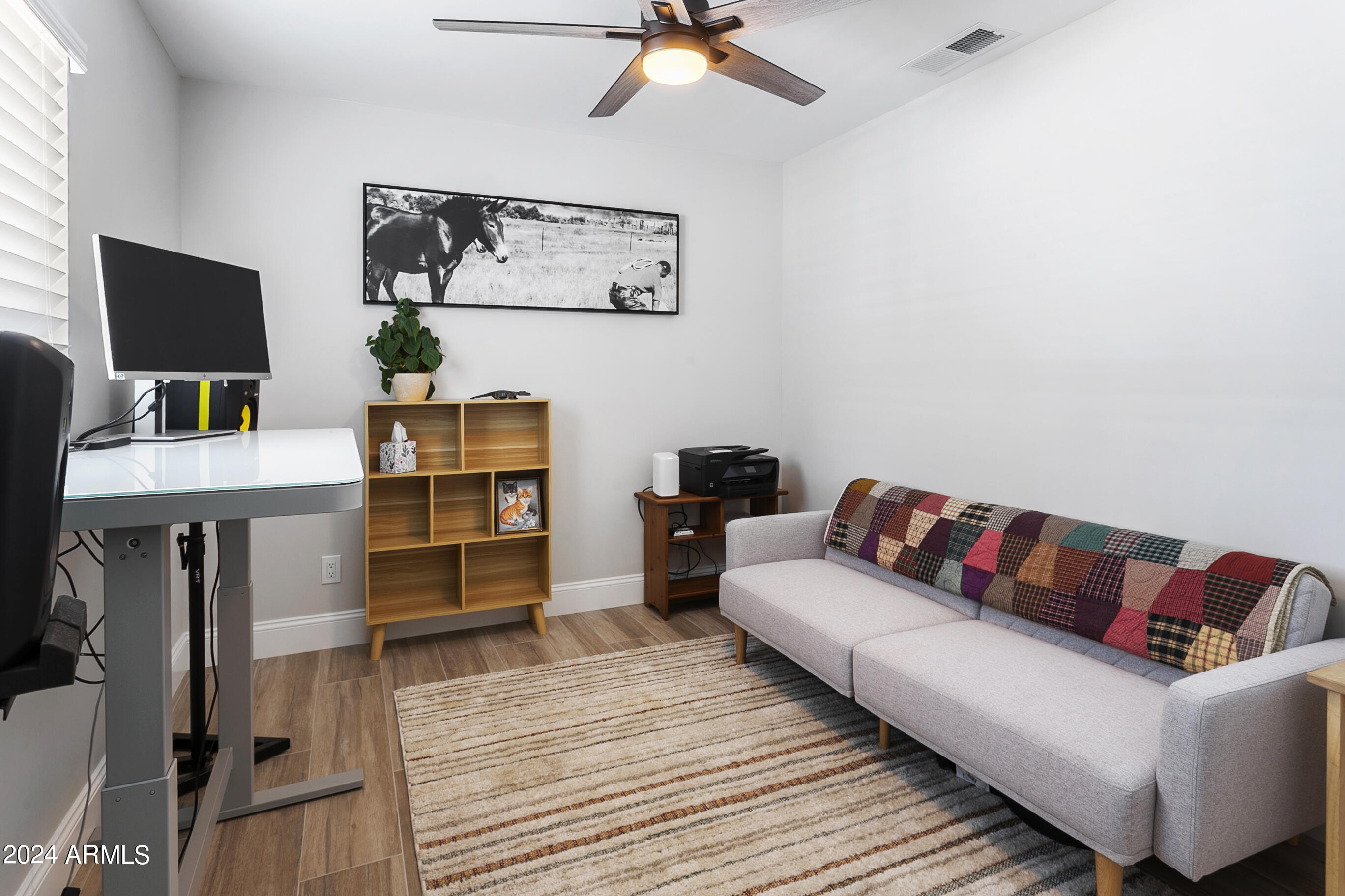 908 S LONGWOOD Loop