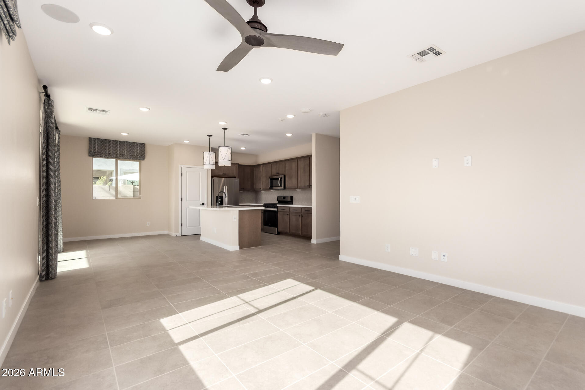 9243 E SECTOR Drive