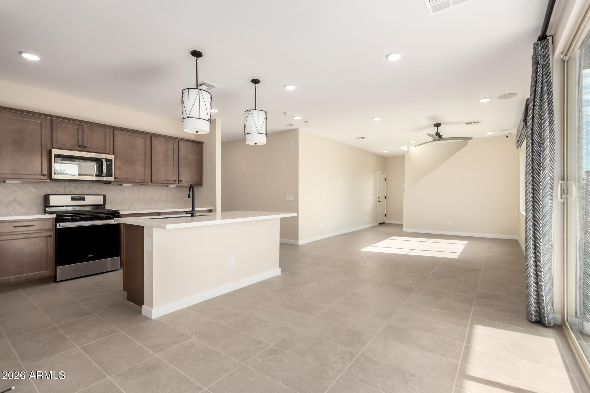 9243 E SECTOR Drive