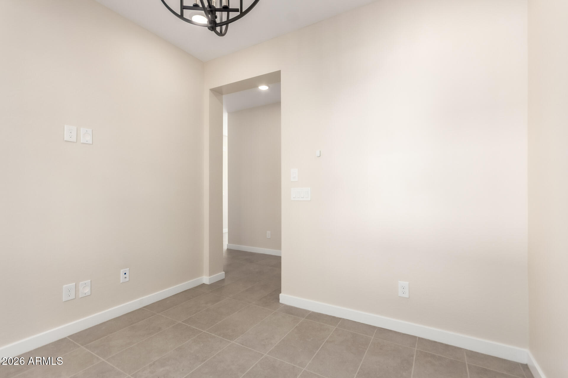 9243 E SECTOR Drive