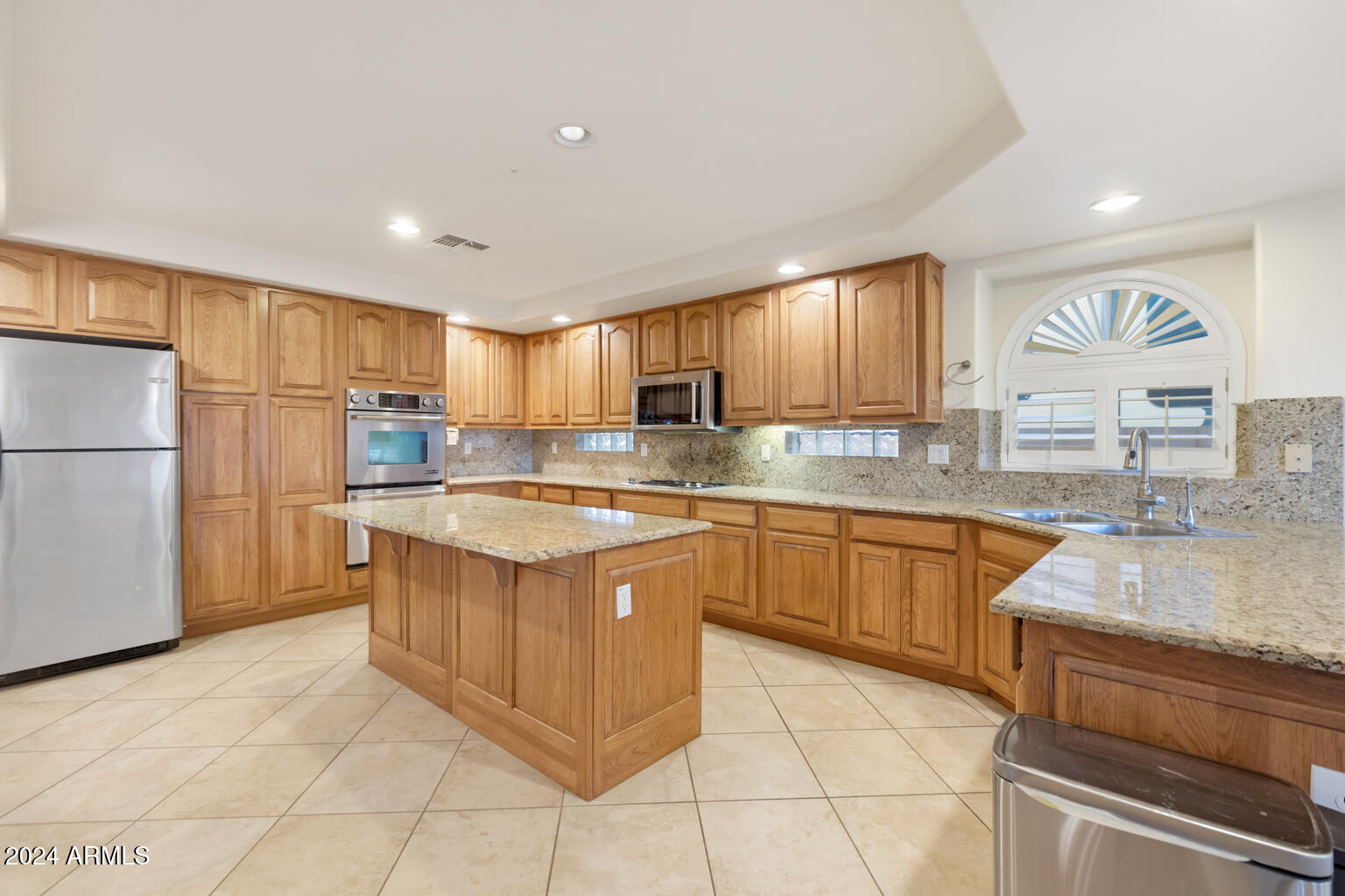 9514 W RUNNING DEER Trail