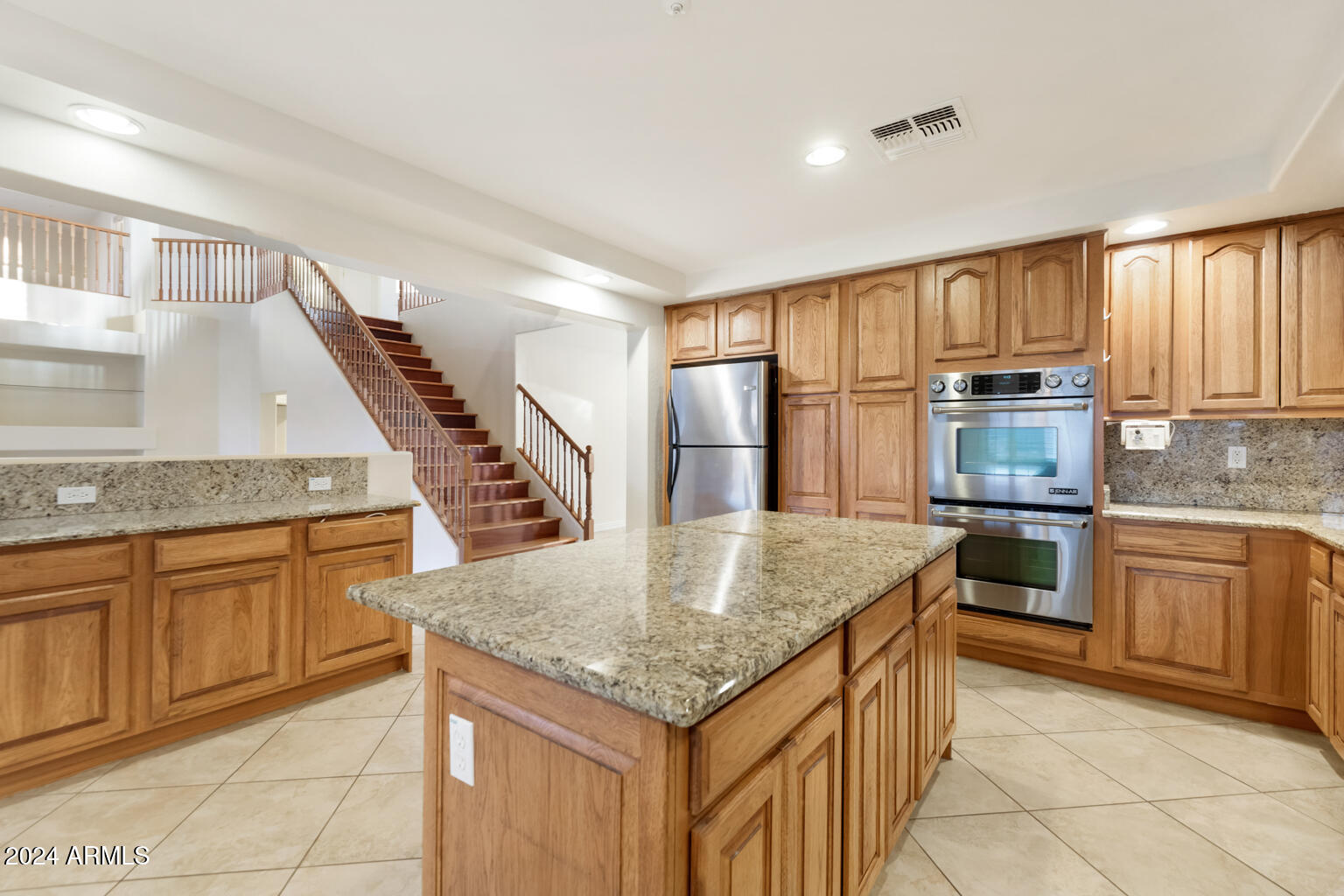 9514 W RUNNING DEER Trail