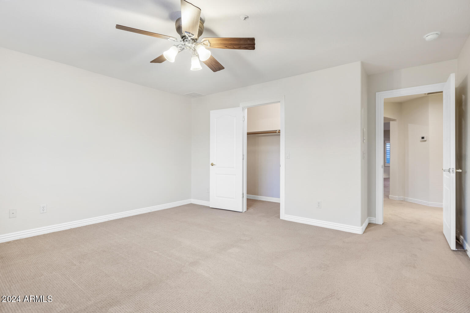 9514 W RUNNING DEER Trail