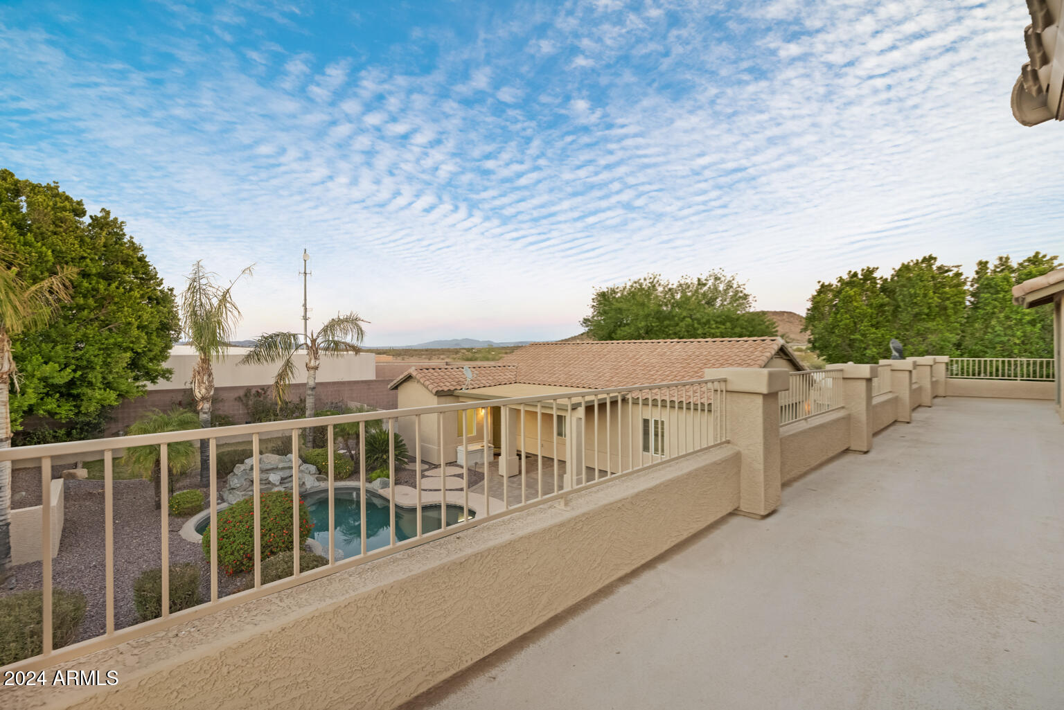 9514 W RUNNING DEER Trail