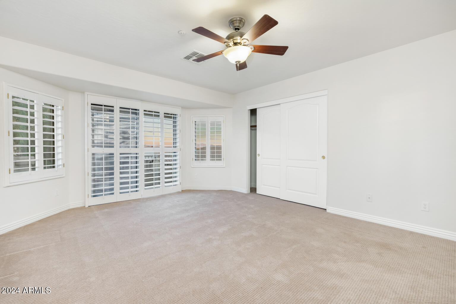 9514 W RUNNING DEER Trail