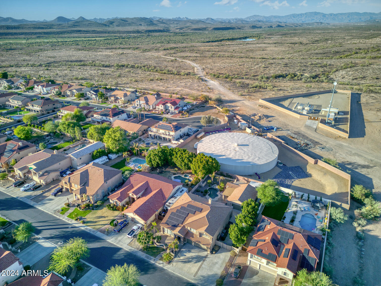 9514 W RUNNING DEER Trail