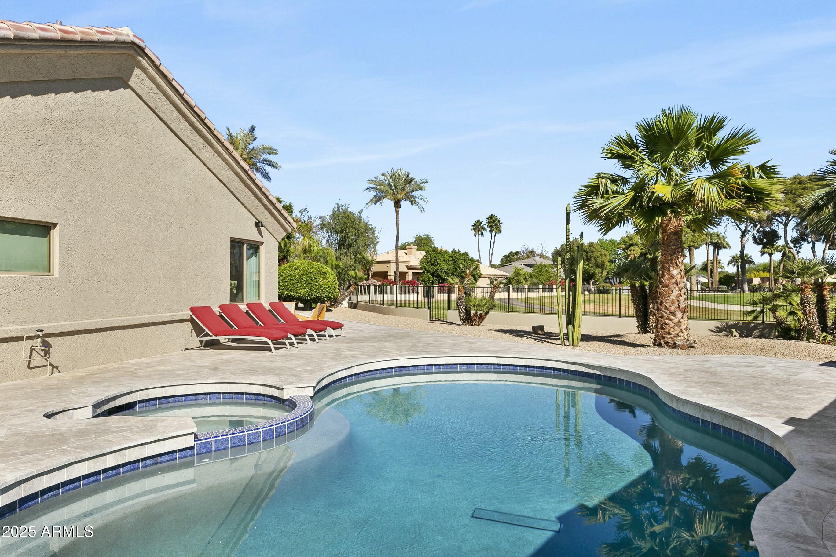 14123 W GREENTREE Drive S