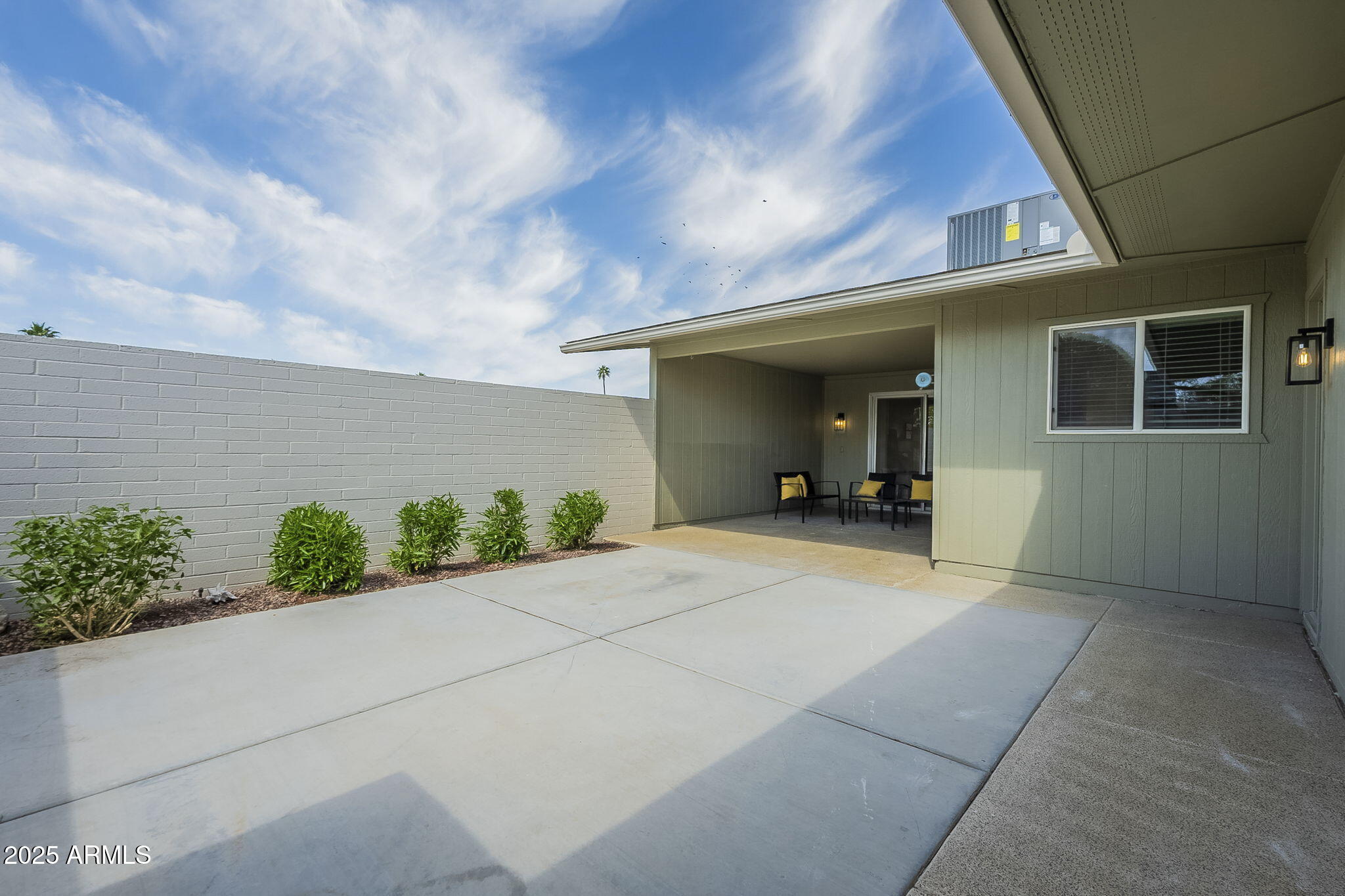13326 W DESERT GLEN Drive