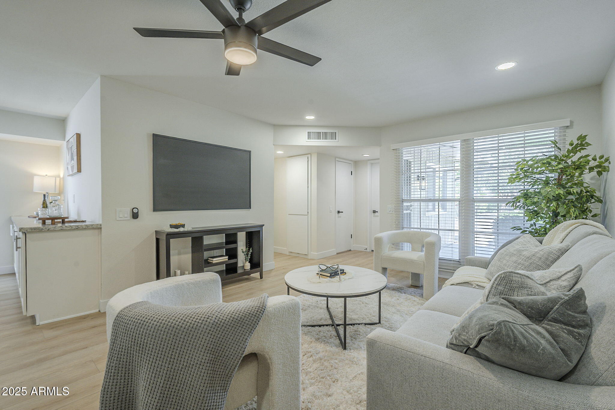 13326 W DESERT GLEN Drive