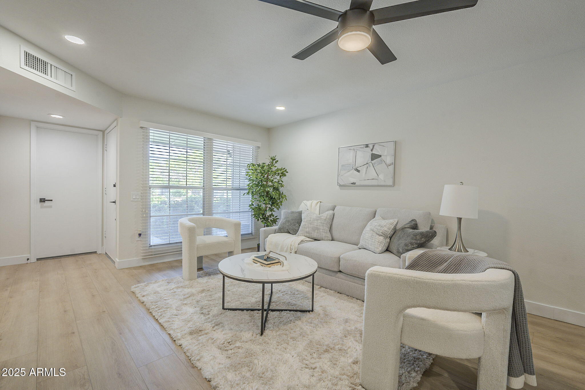 13326 W DESERT GLEN Drive