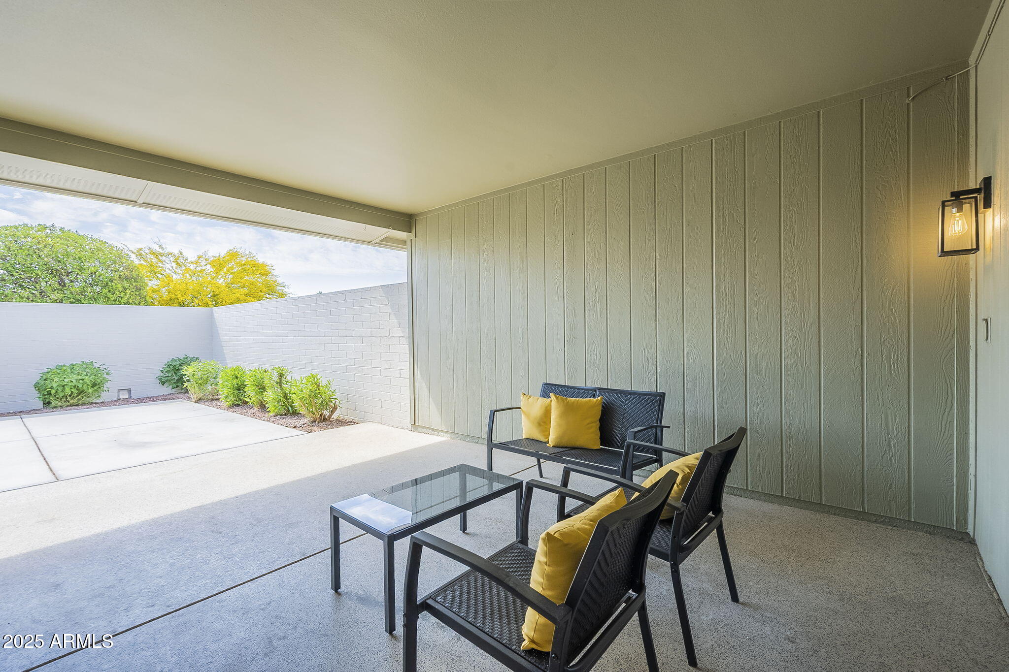 13326 W DESERT GLEN Drive