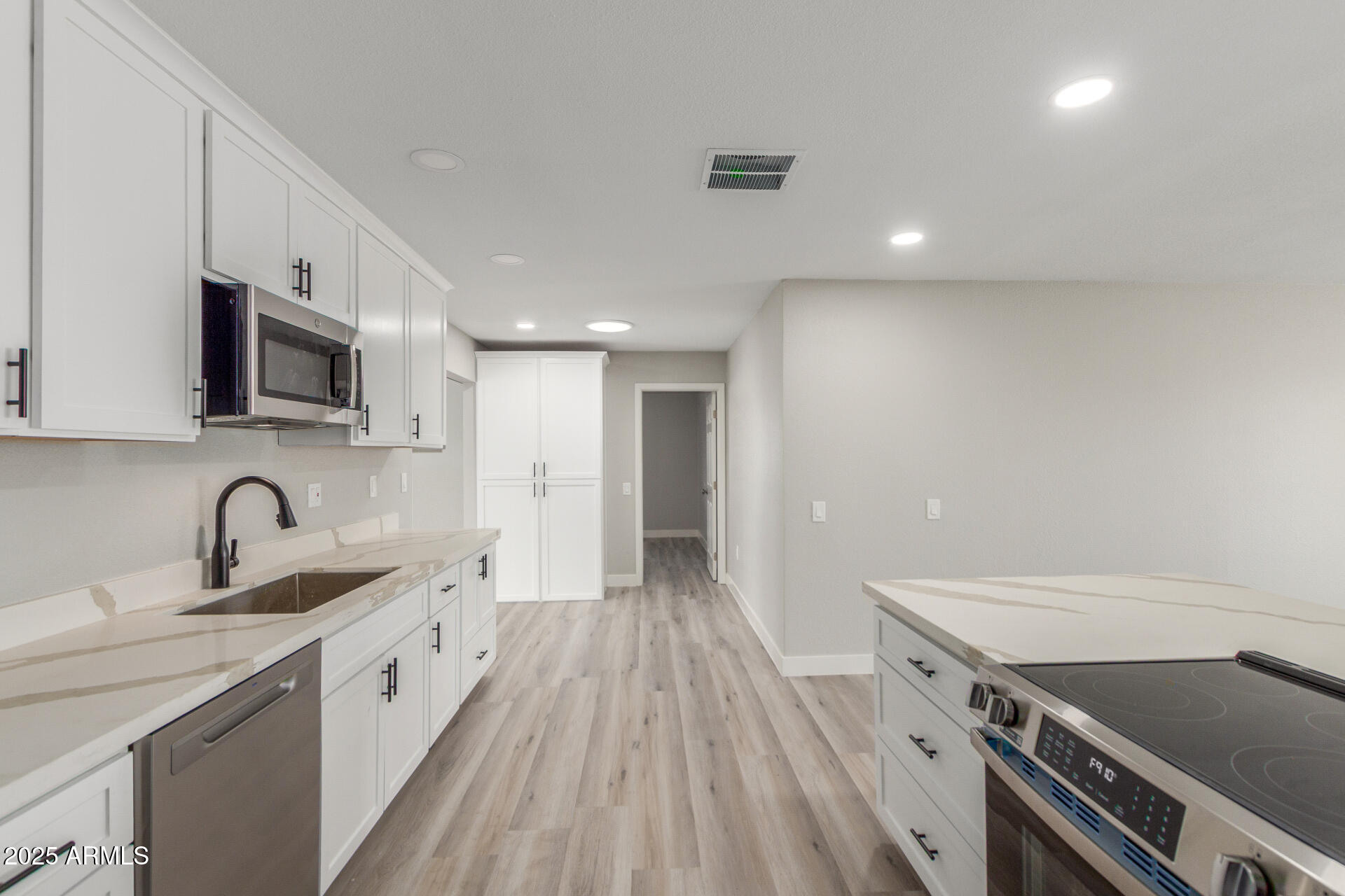 12434 W GALAXY Drive