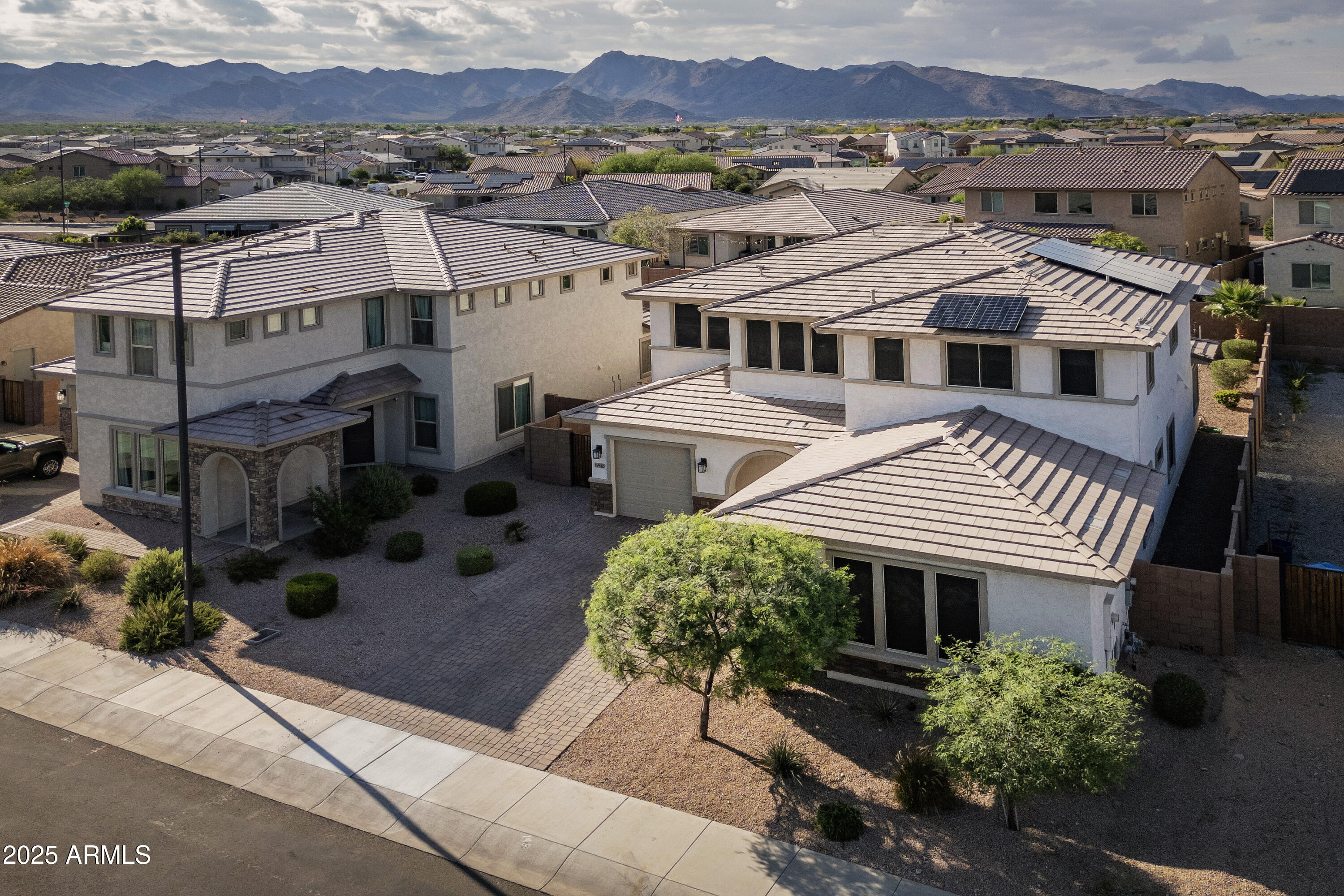 19812 W AVALON Drive