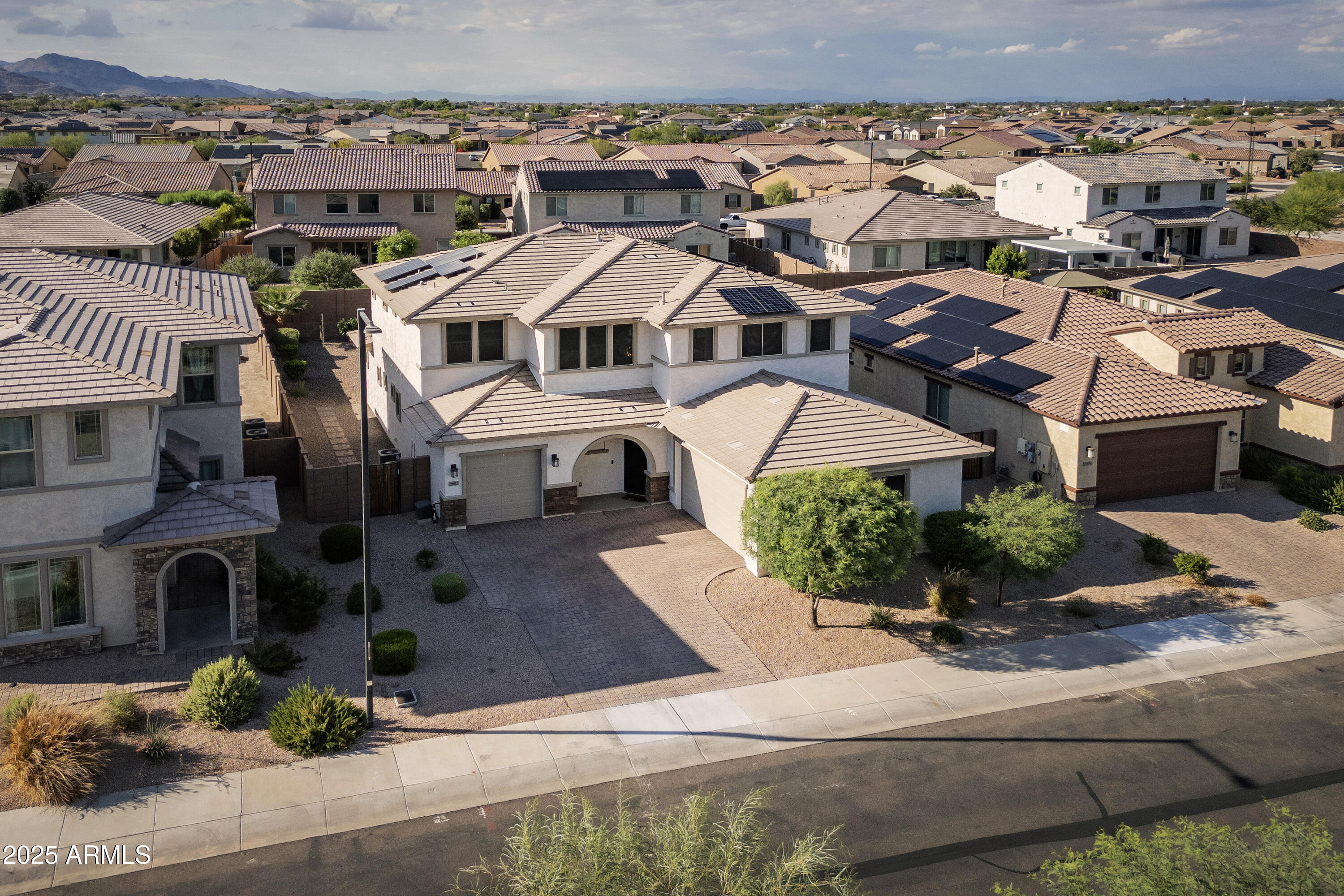 19812 W AVALON Drive