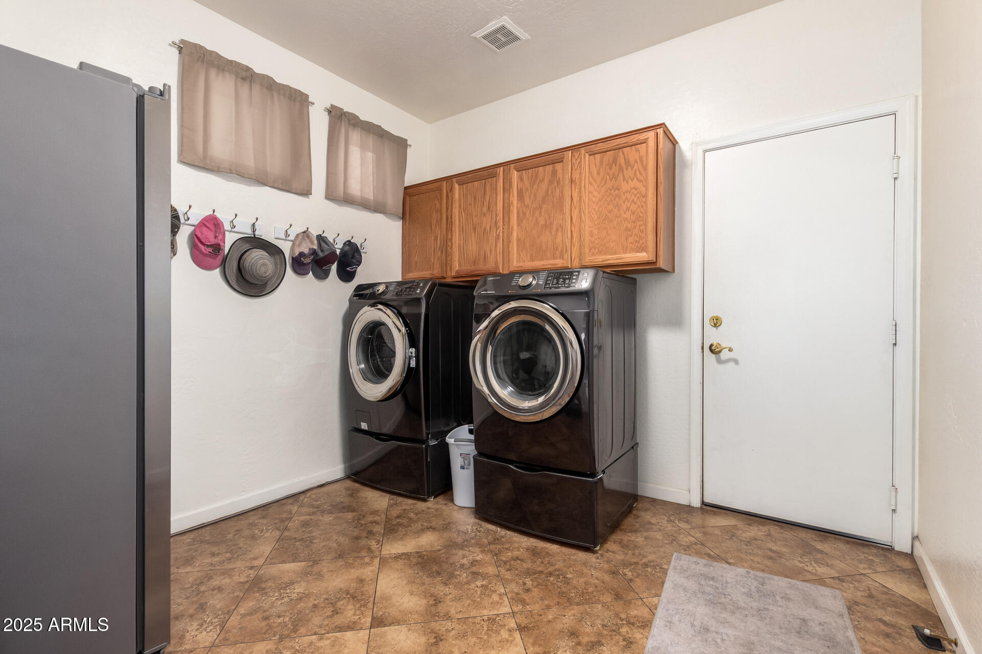 2642 S JOPLIN