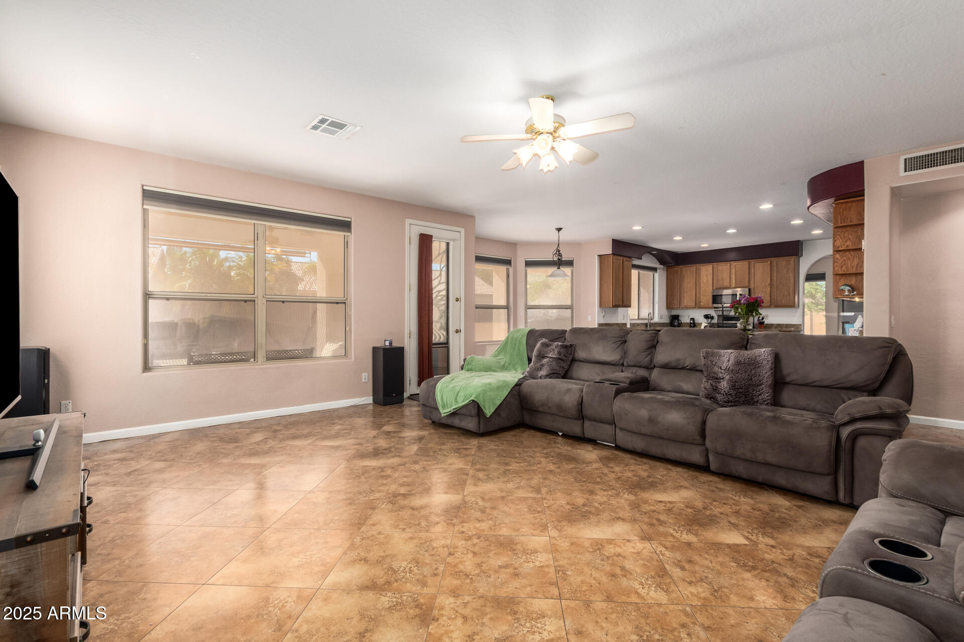 2642 S JOPLIN