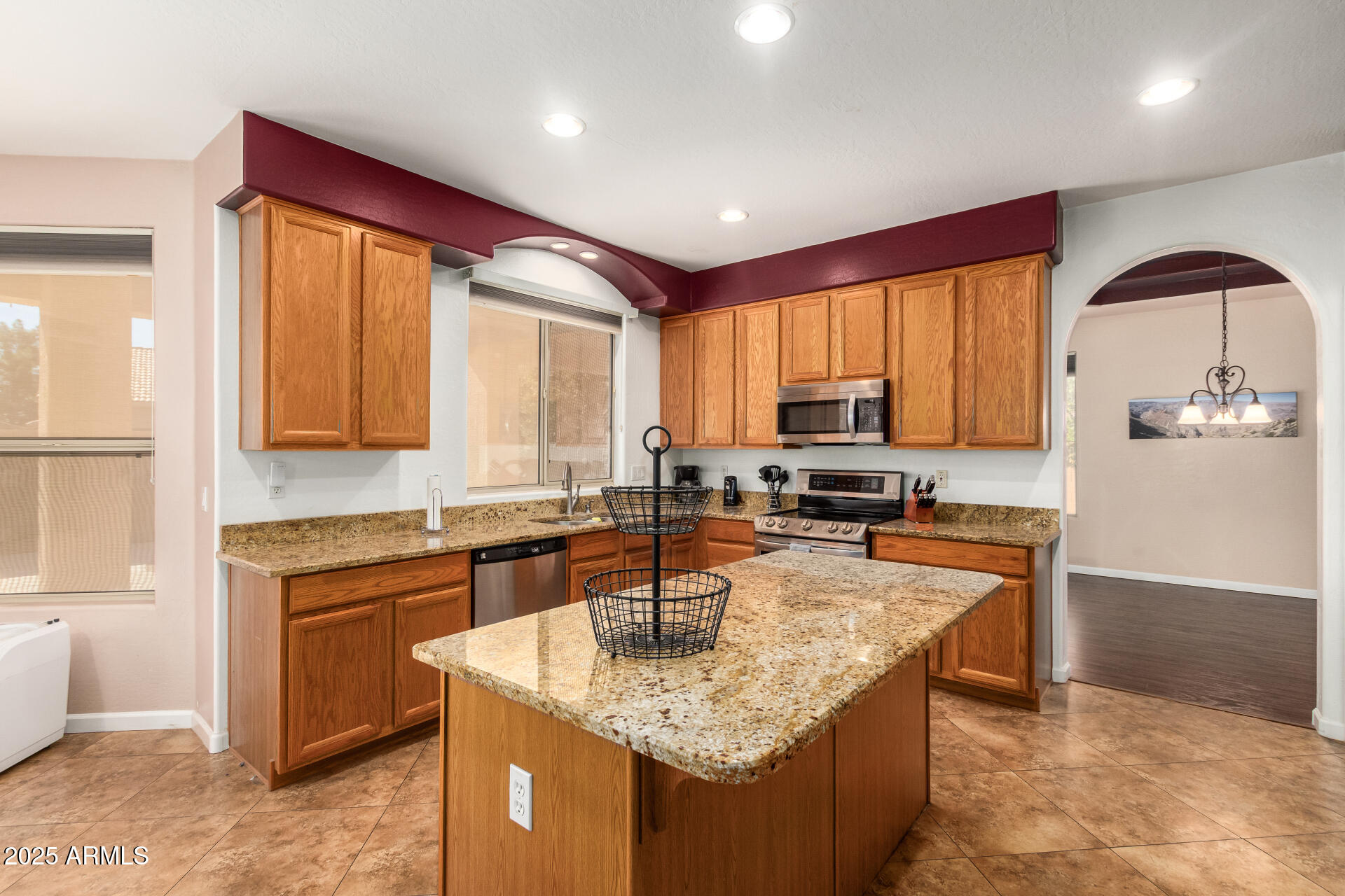 2642 S JOPLIN