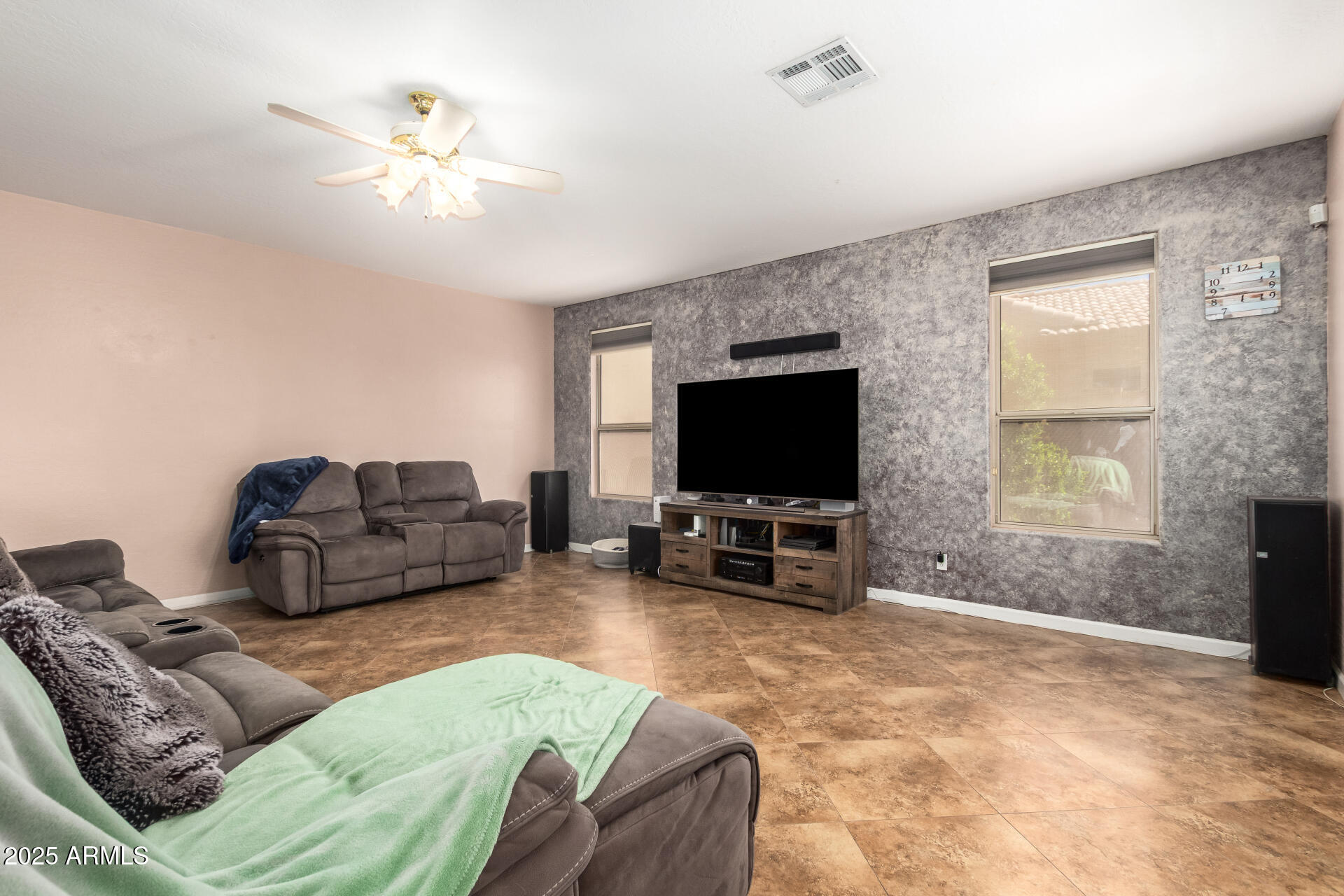 2642 S JOPLIN