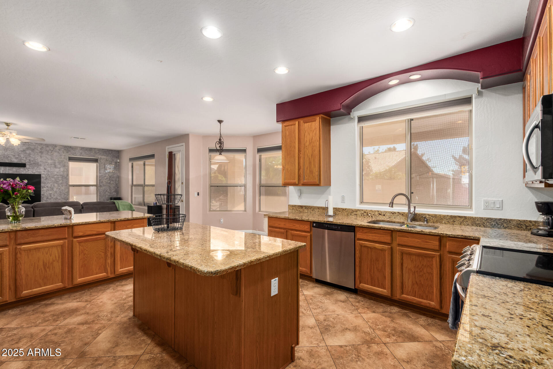 2642 S JOPLIN