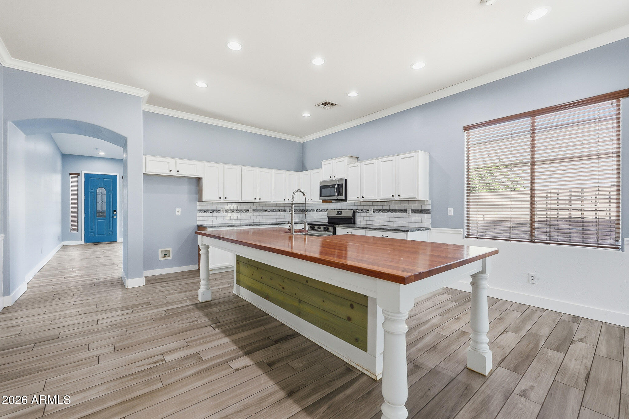 43423 W VENTURE Road