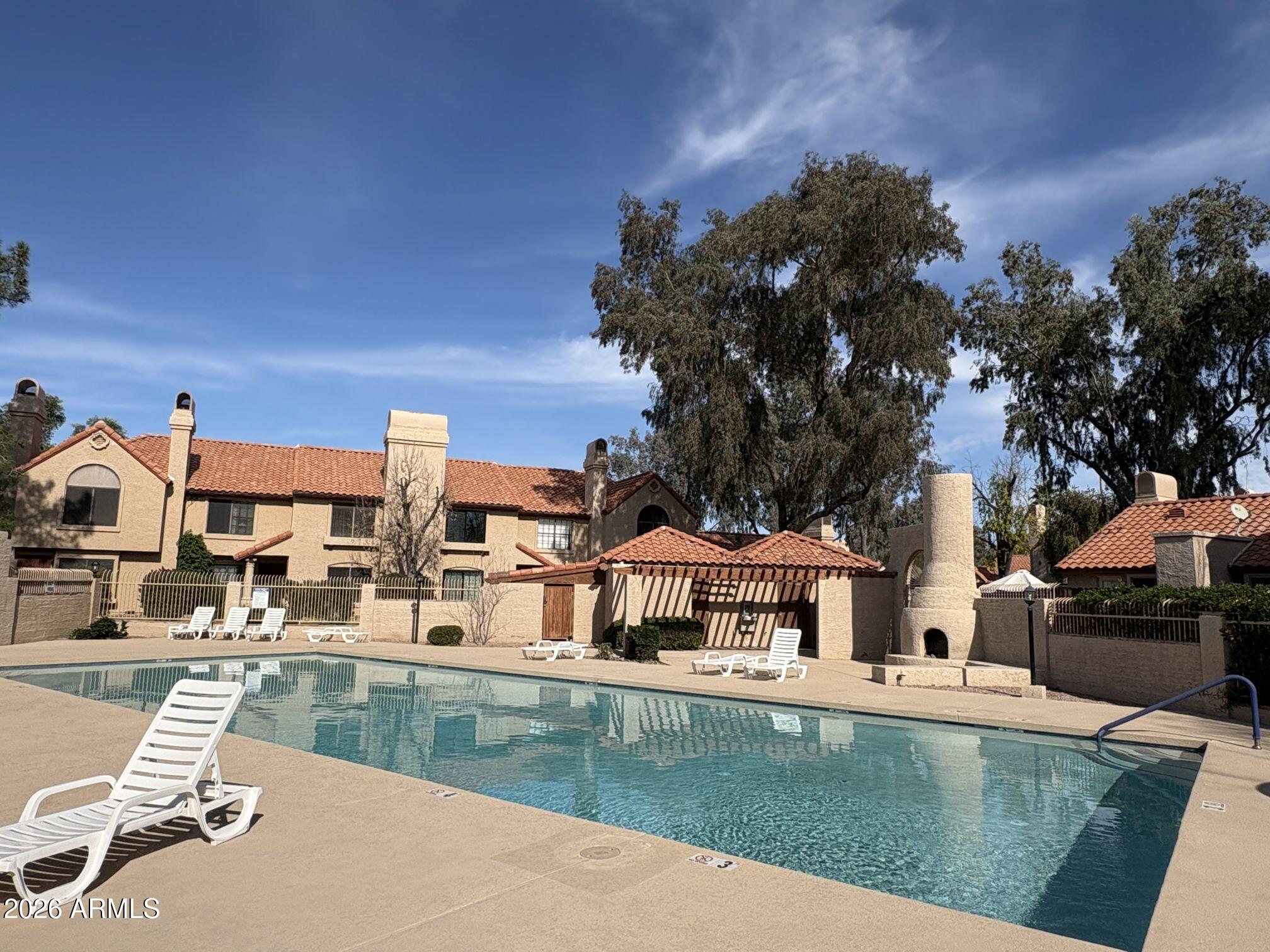 4901 E KELTON Lane 1267