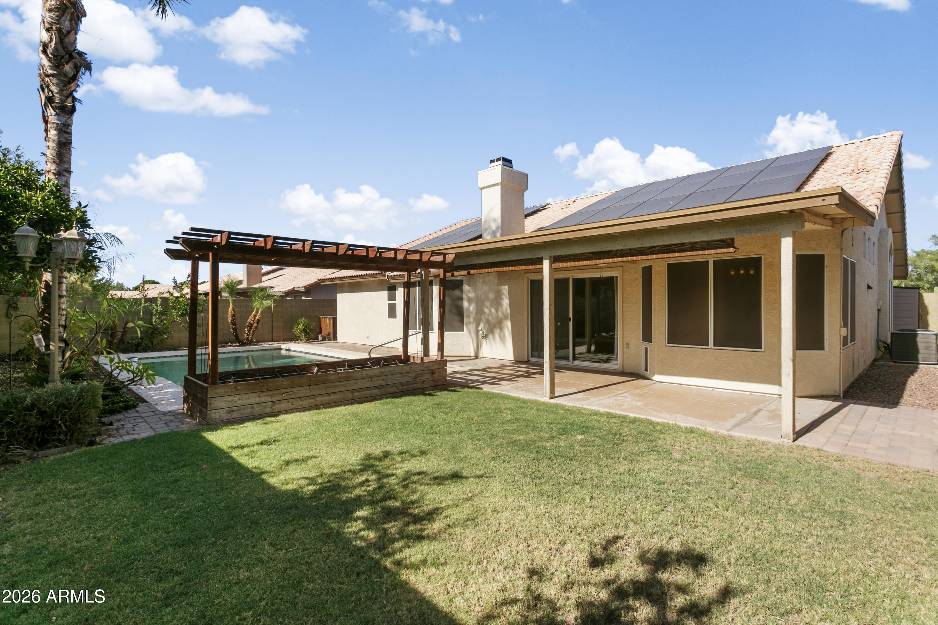 6 N BOULDER Street