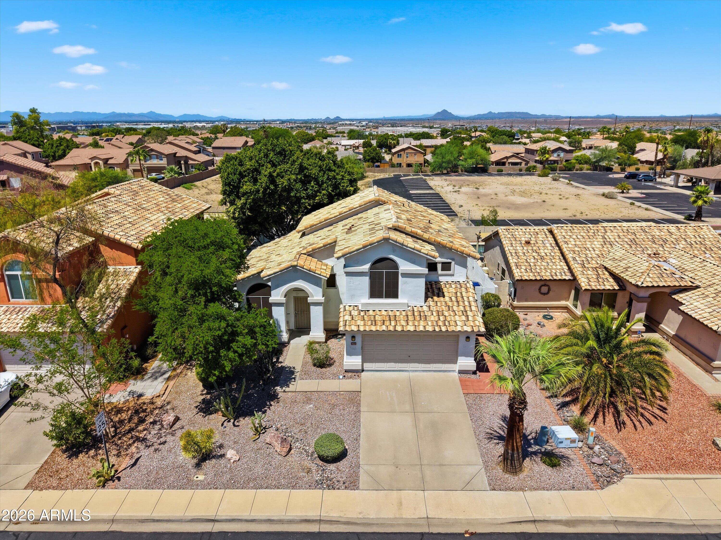 3522 N ARABELLA