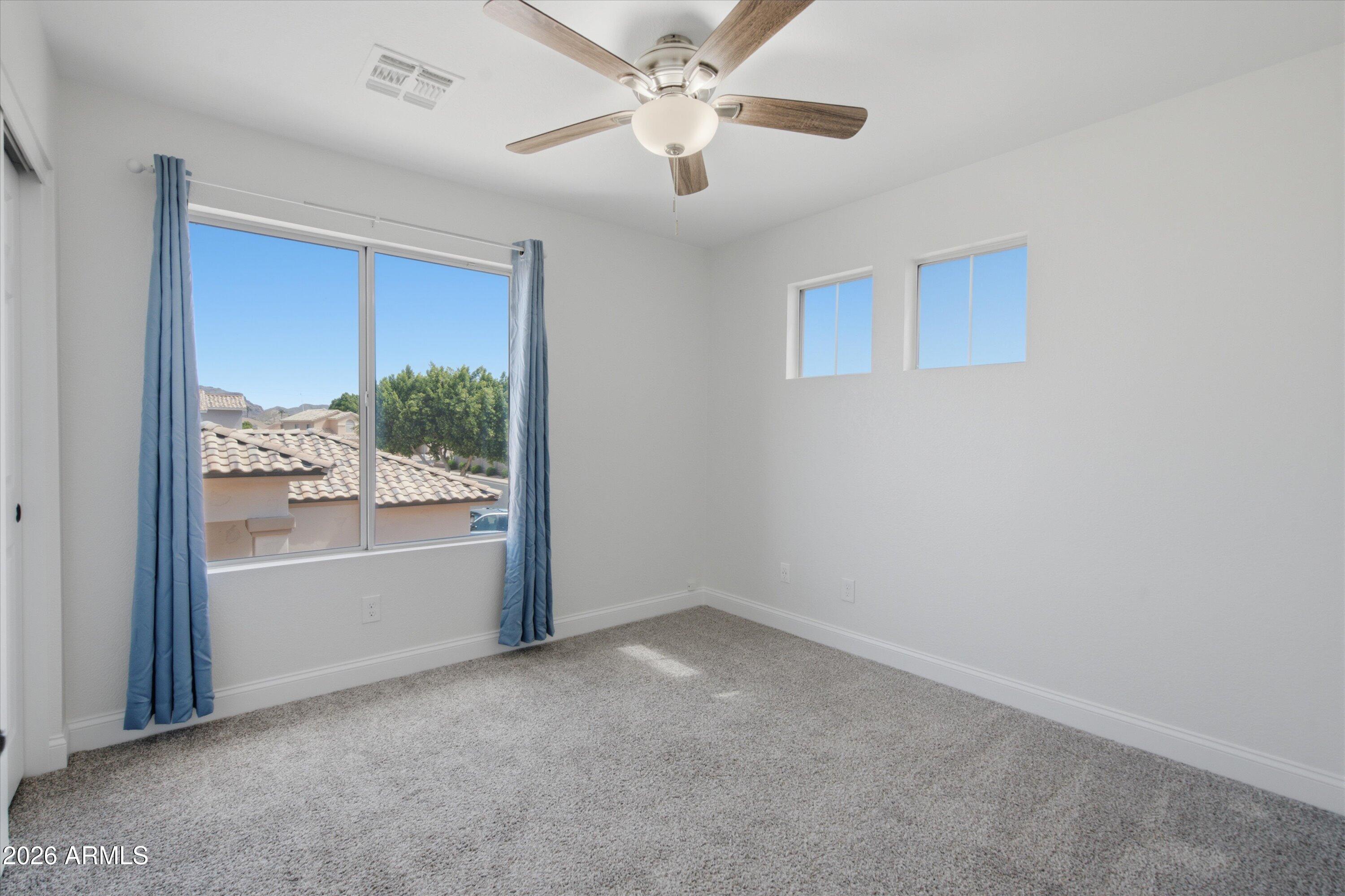 3522 N ARABELLA