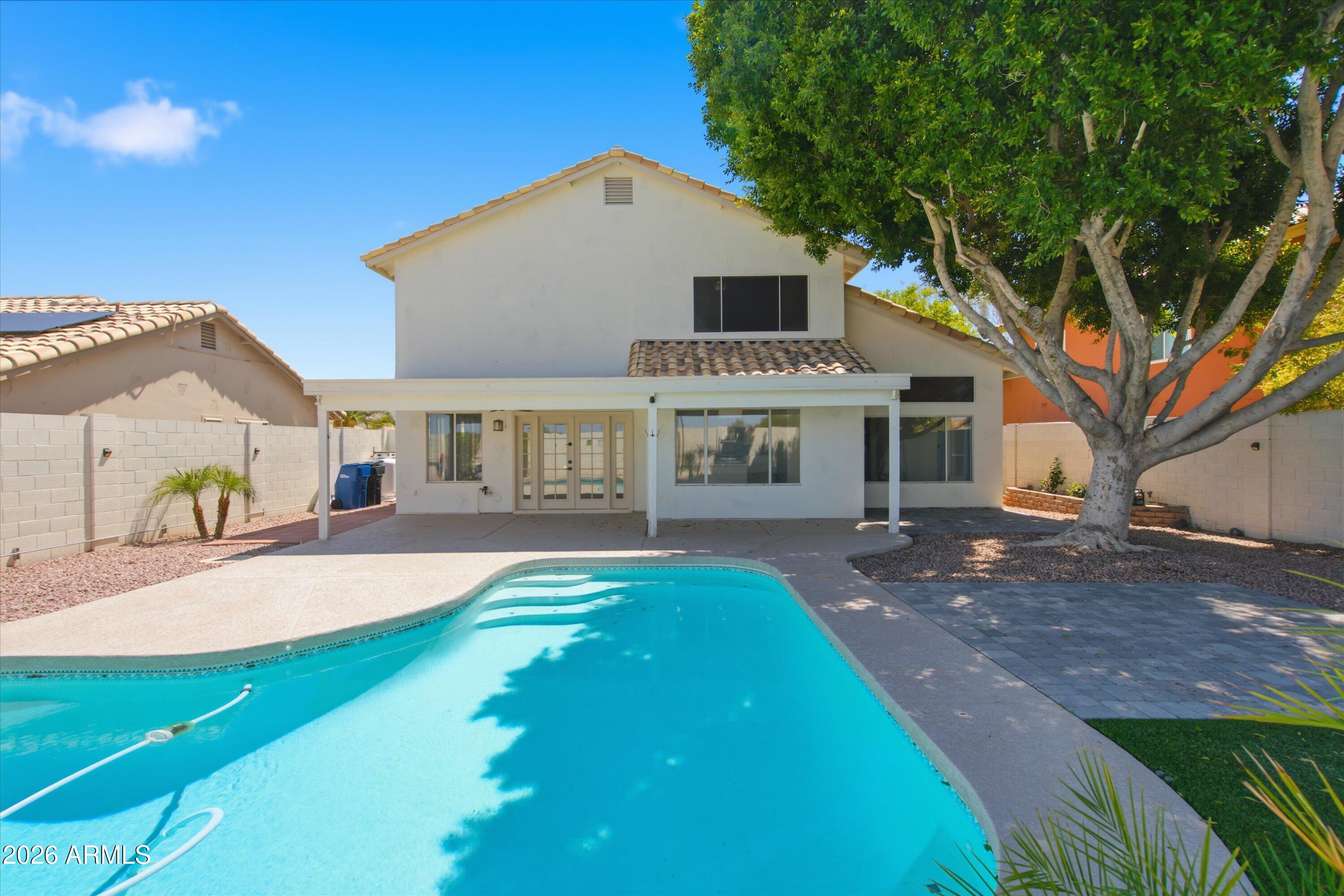 3522 N ARABELLA