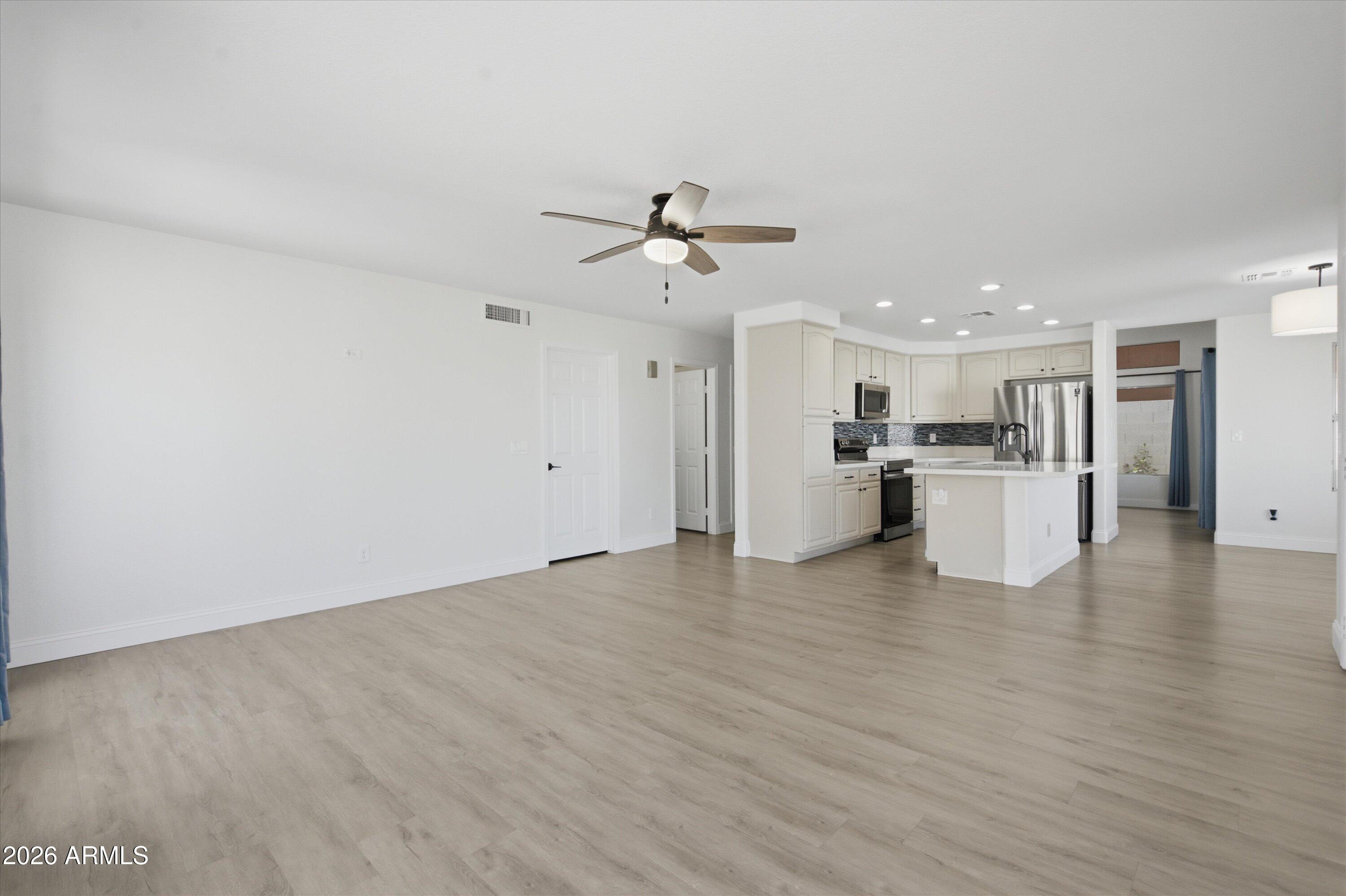 3522 N ARABELLA