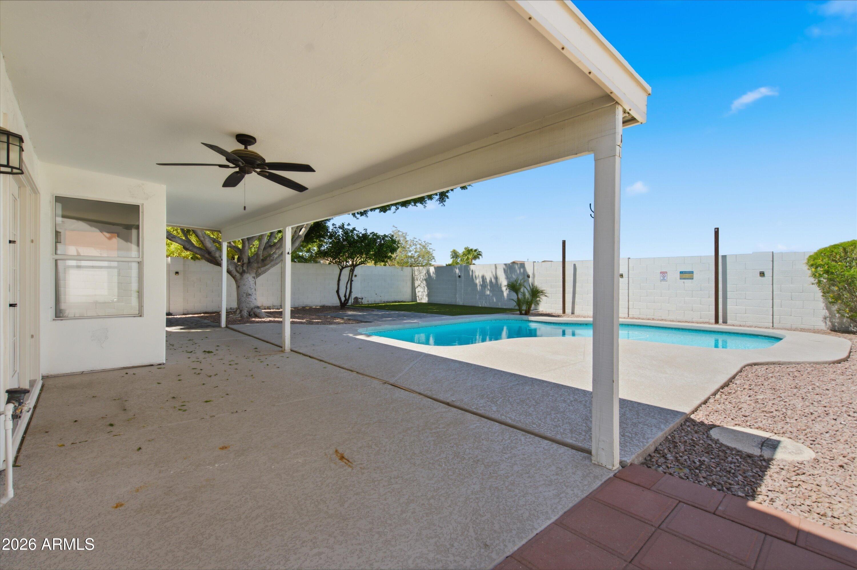 3522 N ARABELLA