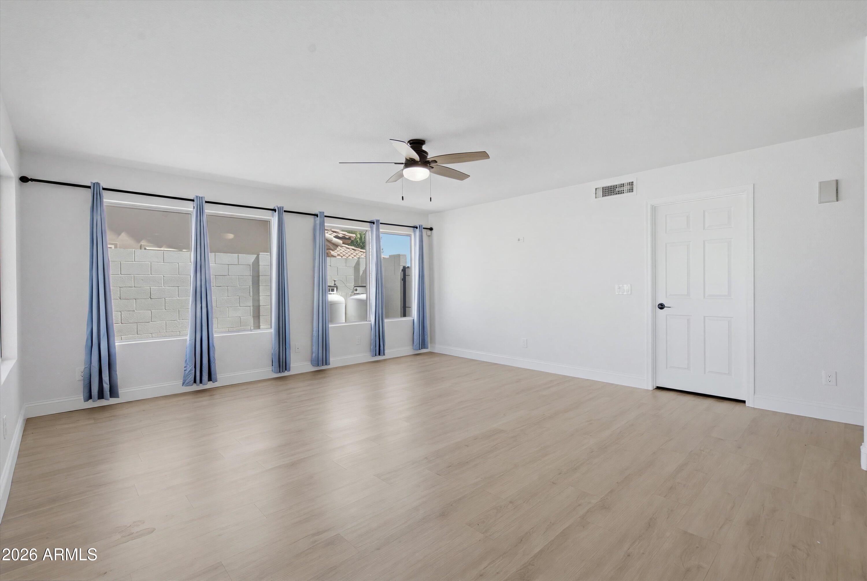 3522 N ARABELLA