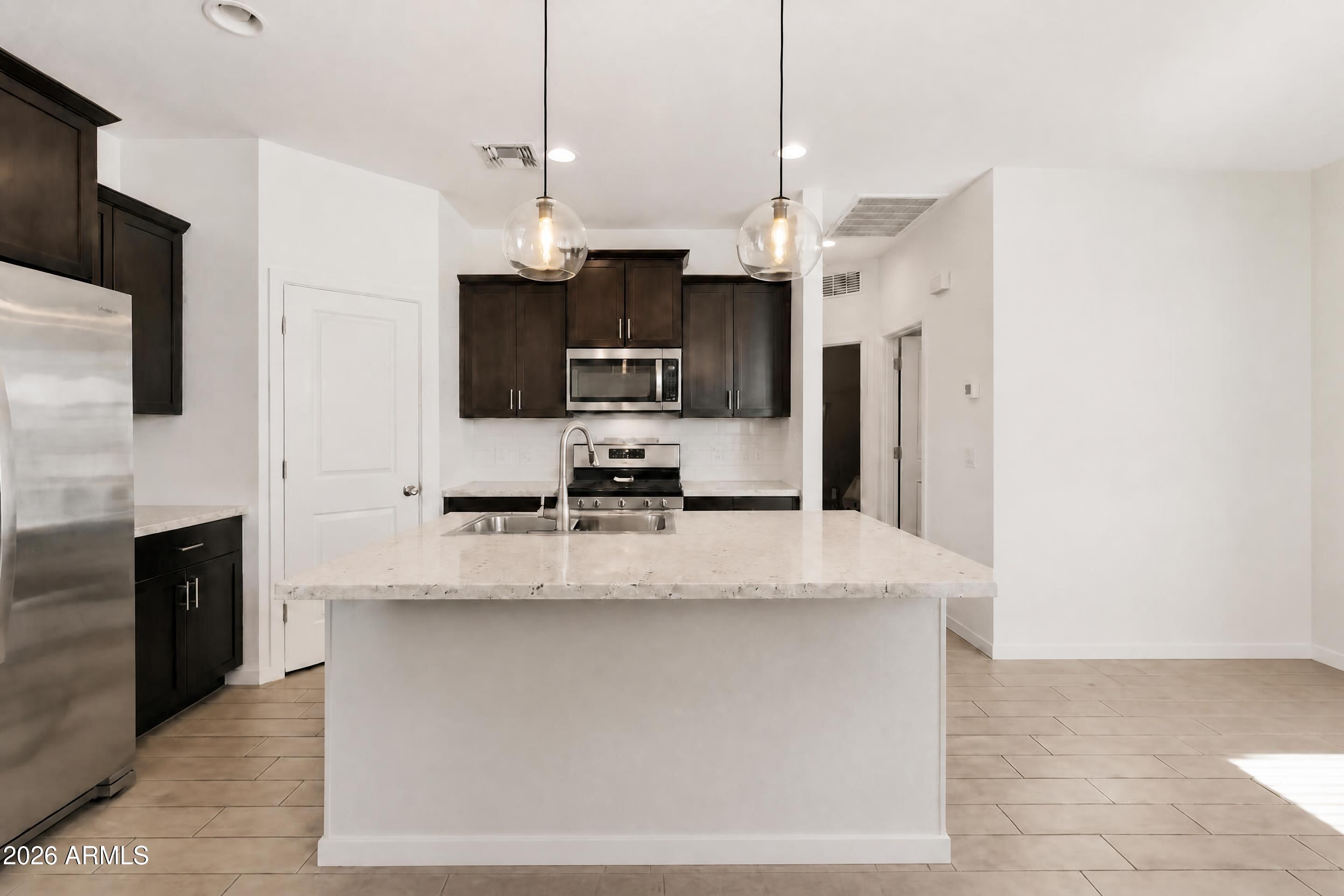 3537 E SANDOVAL Drive