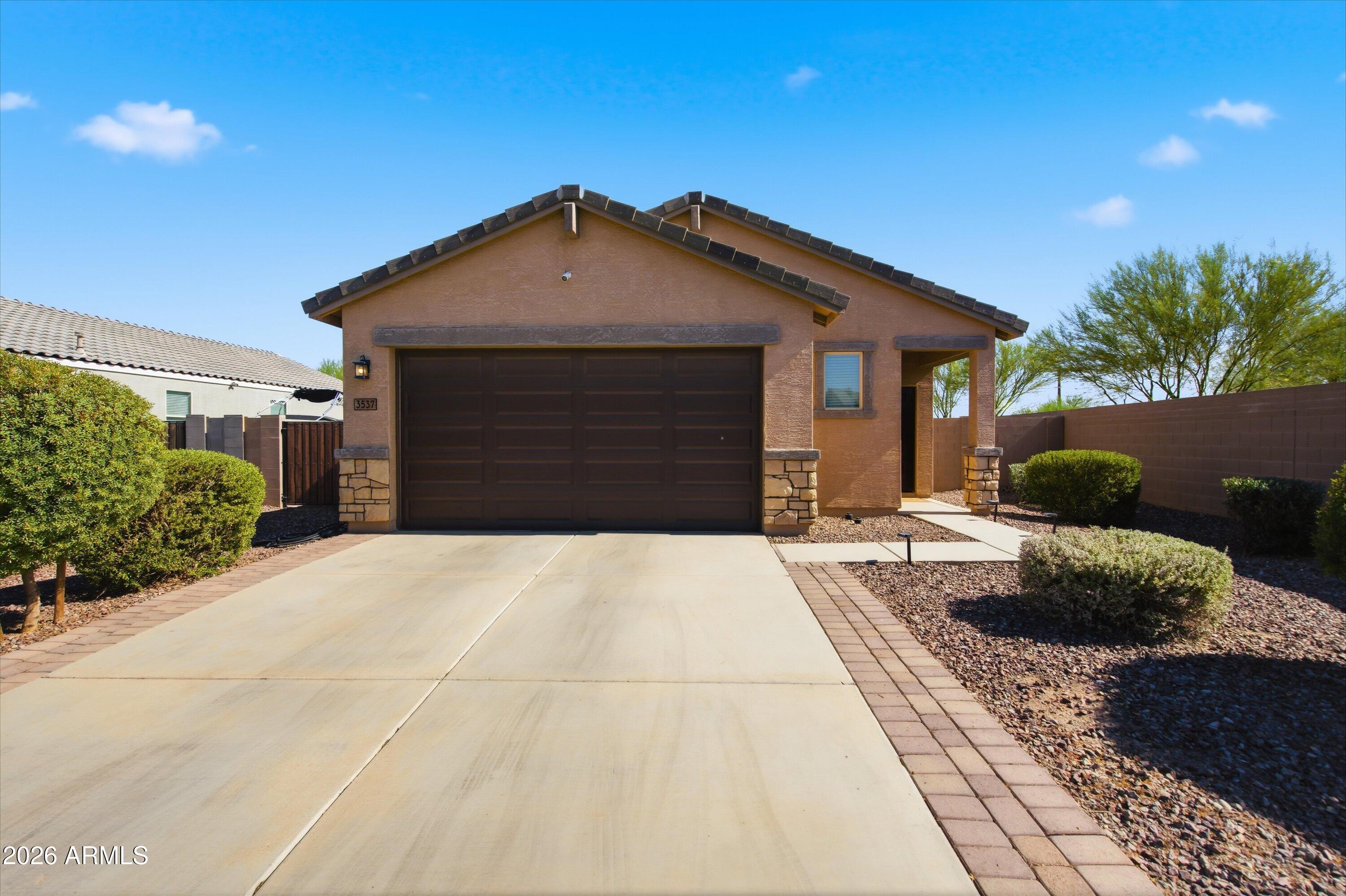 3537 E SANDOVAL Drive