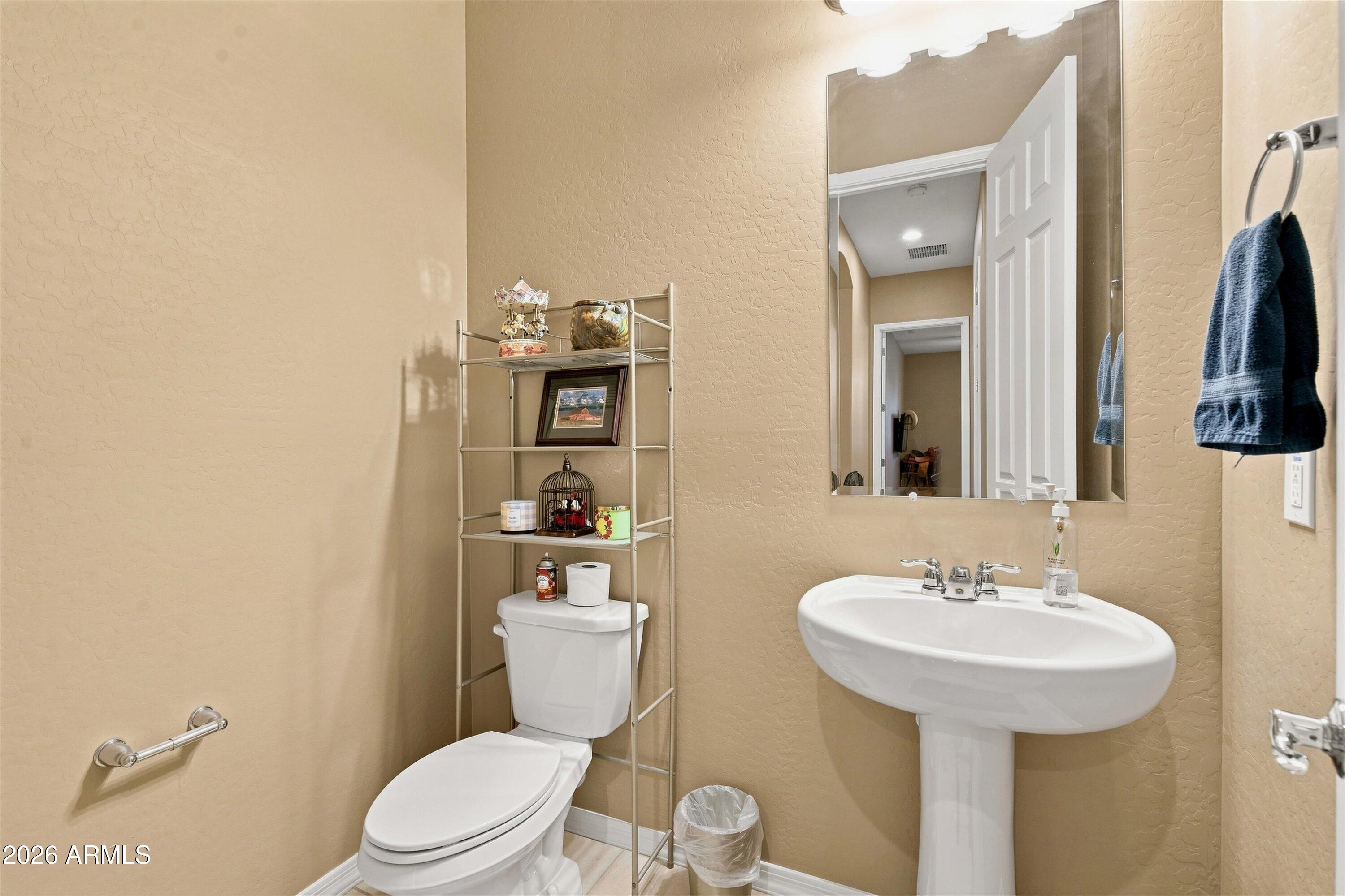 41343 W ARVADA Lane