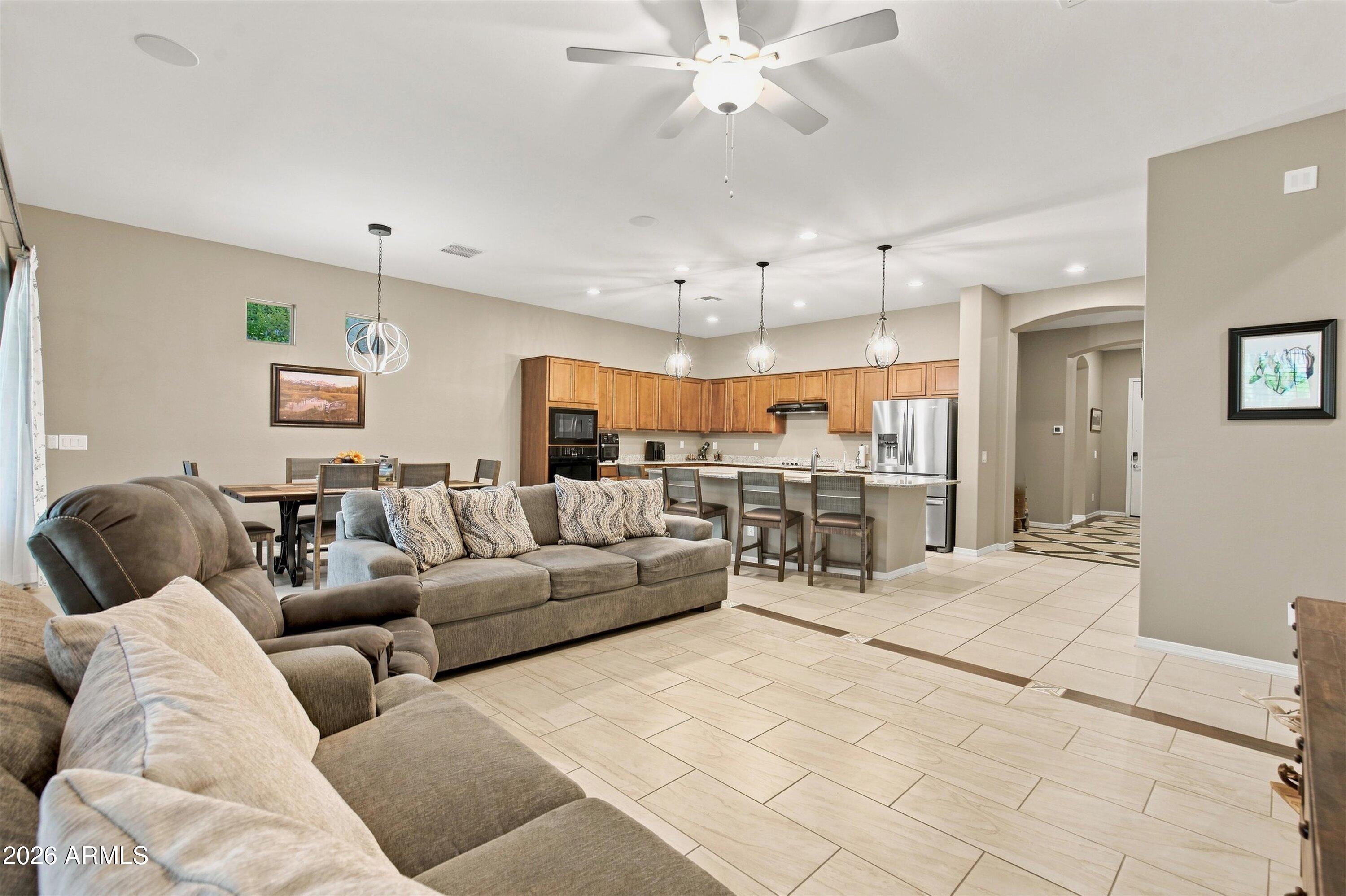 41343 W ARVADA Lane