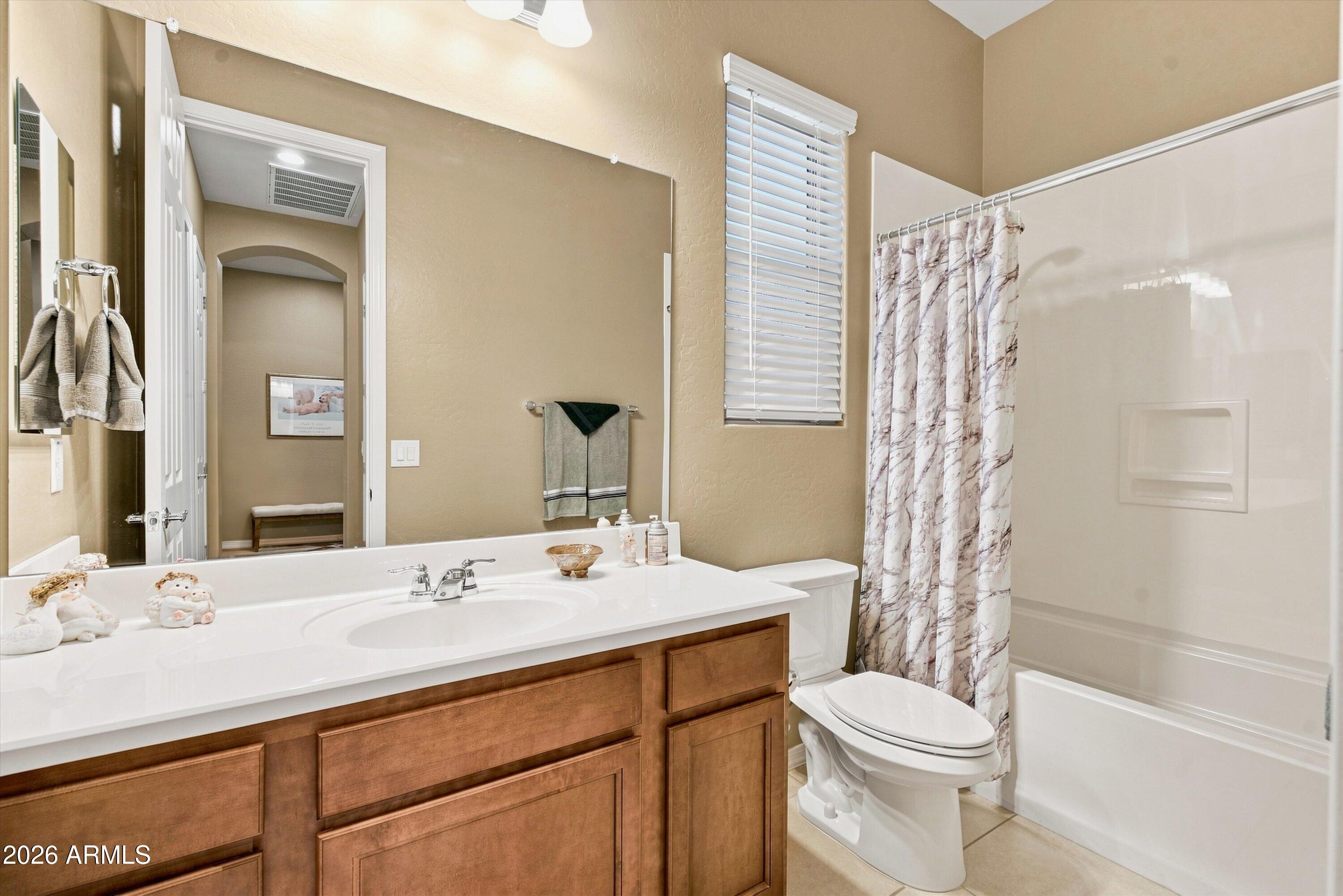 41343 W ARVADA Lane