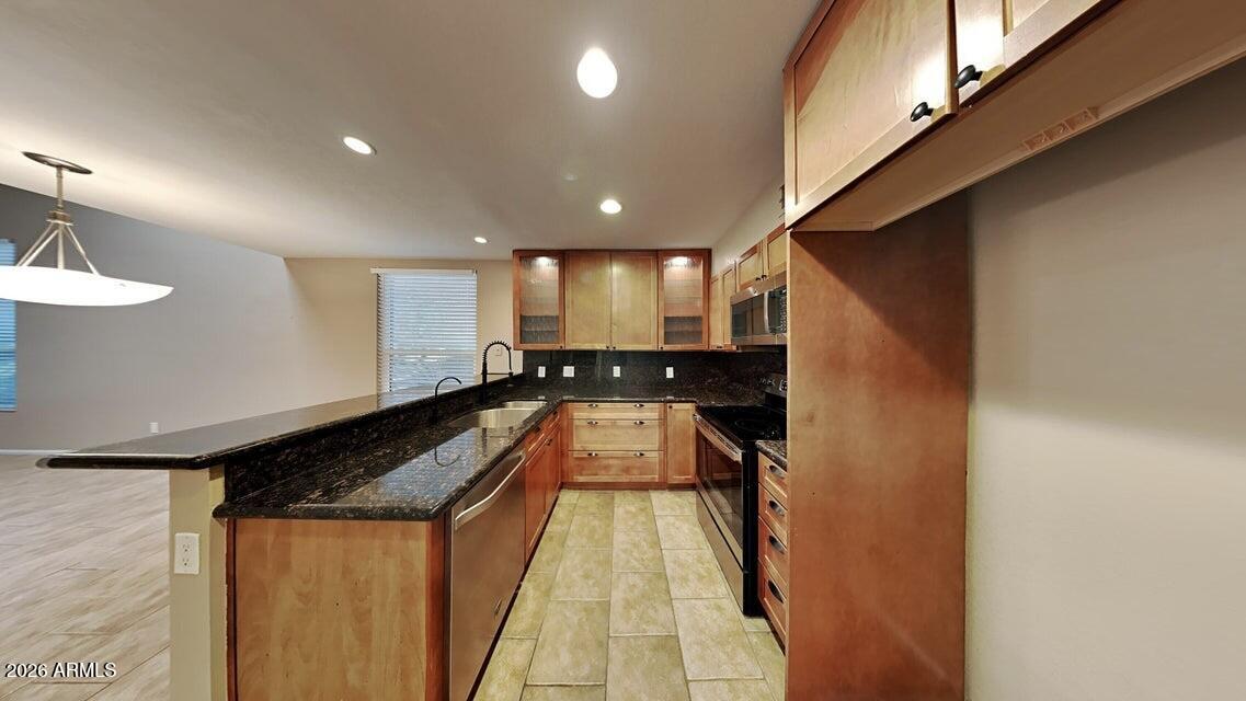 1717 E UNION HILLS Drive 2034