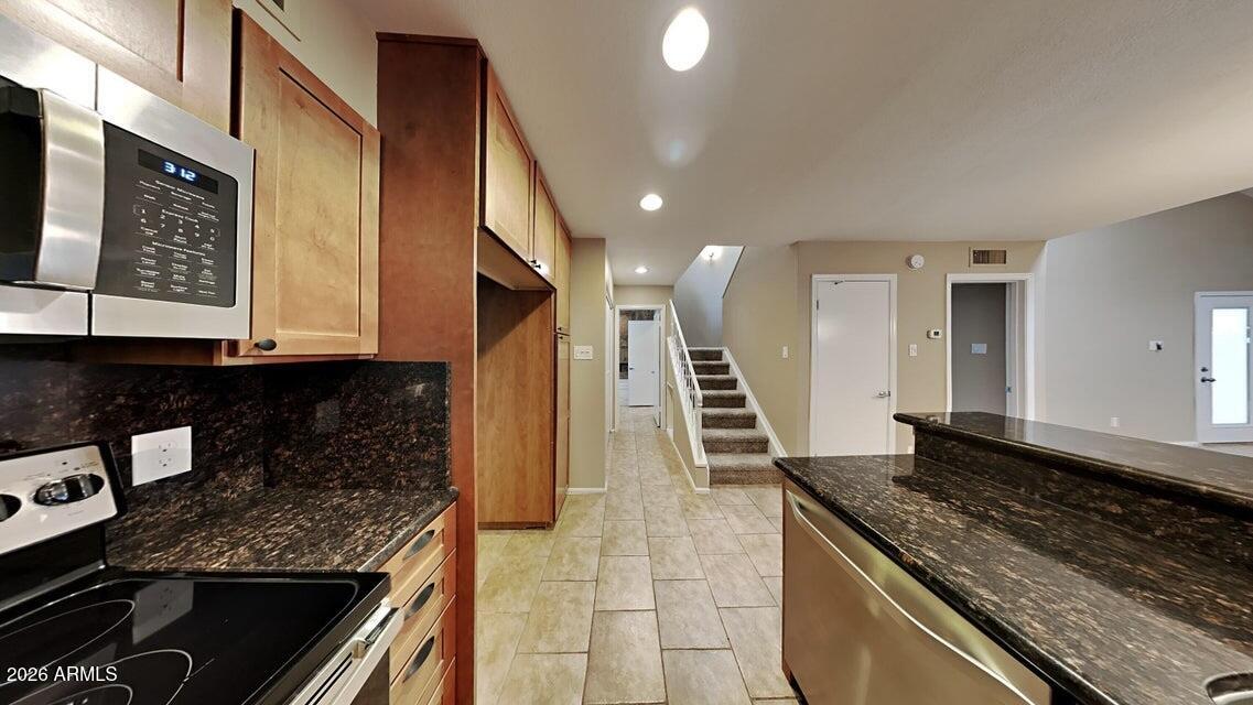 1717 E UNION HILLS Drive 2034