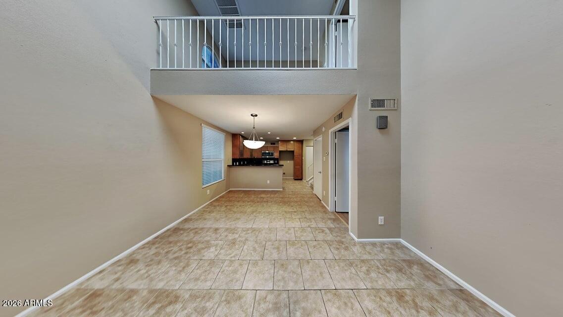 1717 E UNION HILLS Drive 2034