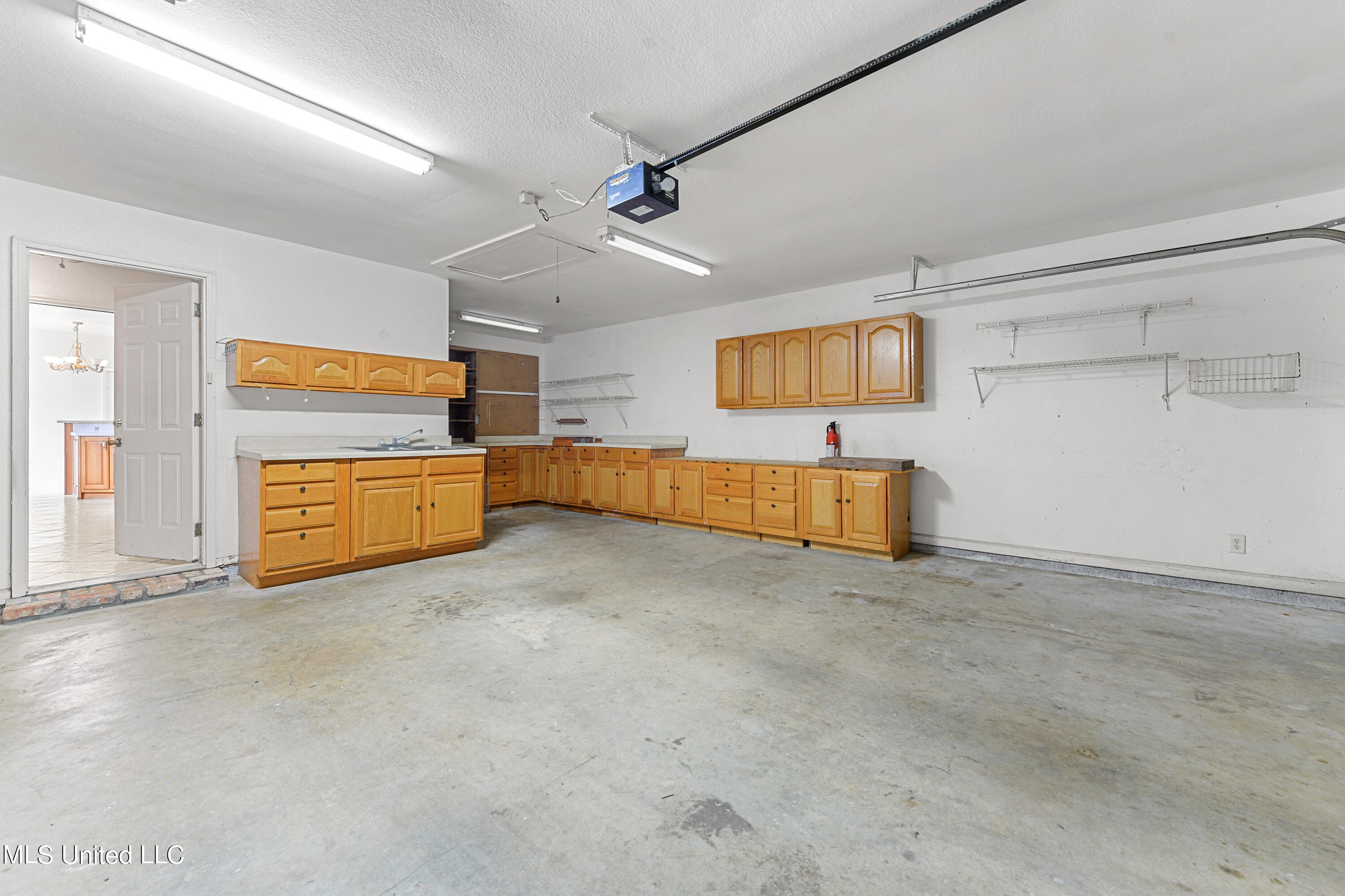 3801 Tangerine Street