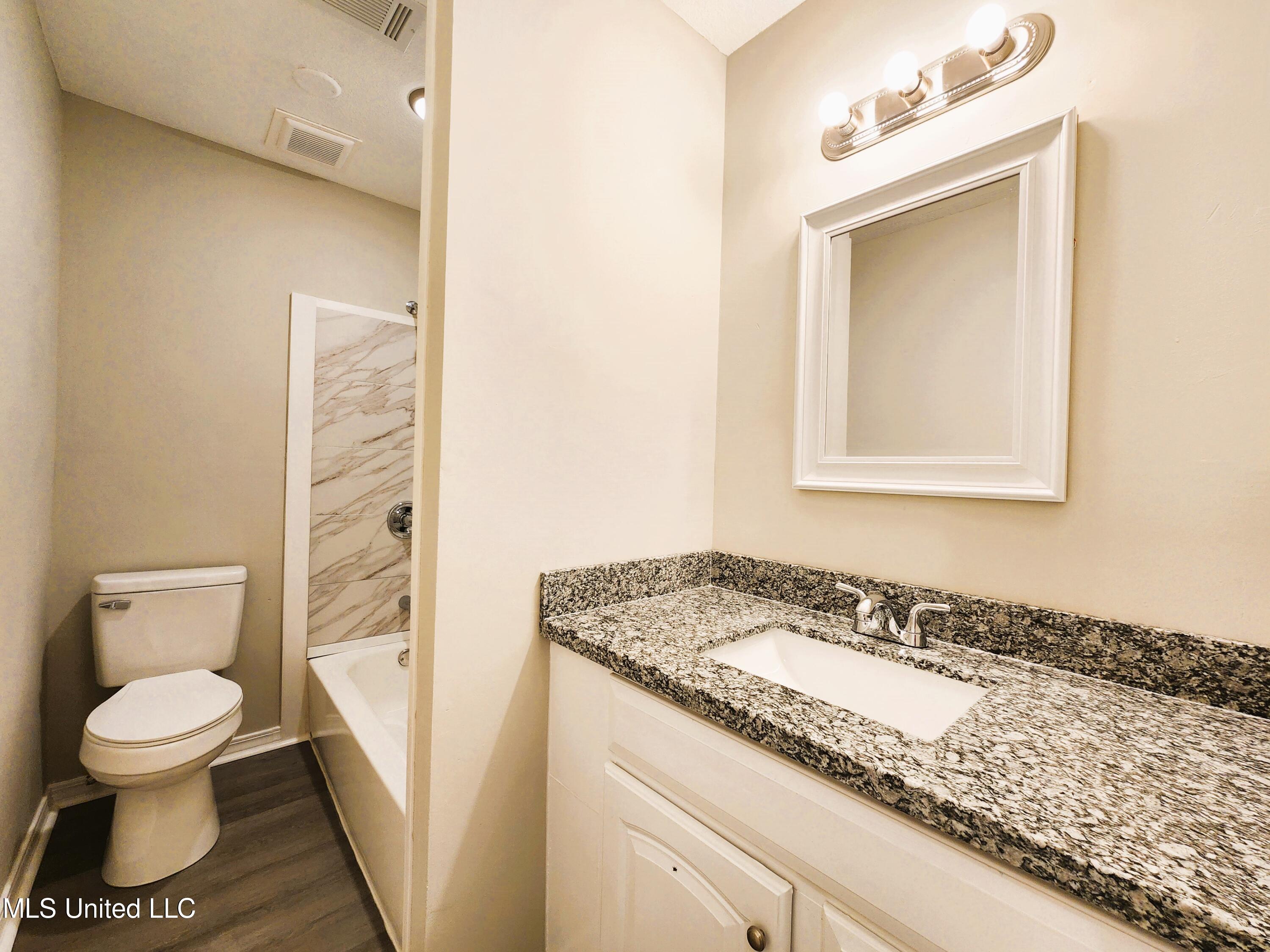 326 Dianne Drive, D'Iberville