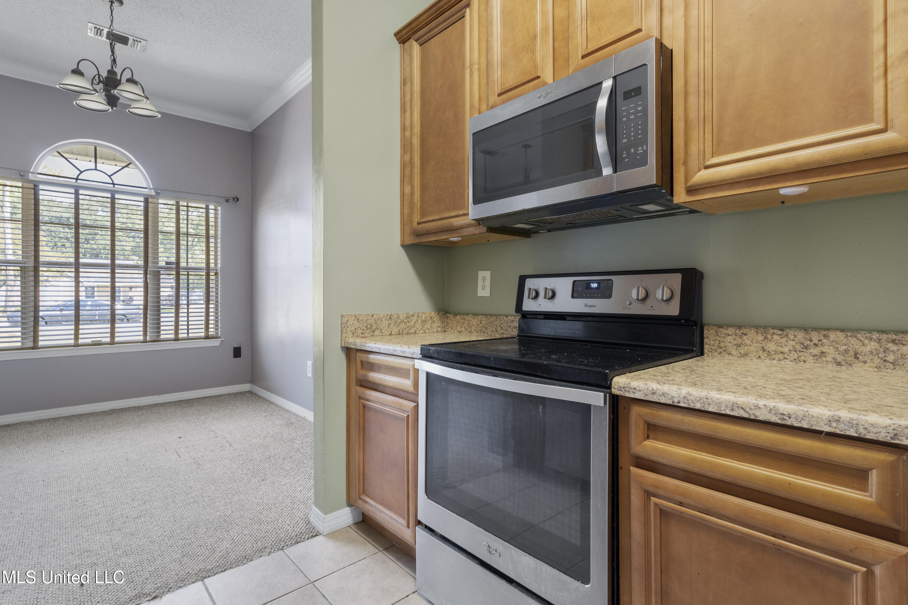 6925 Pinehurst Drive