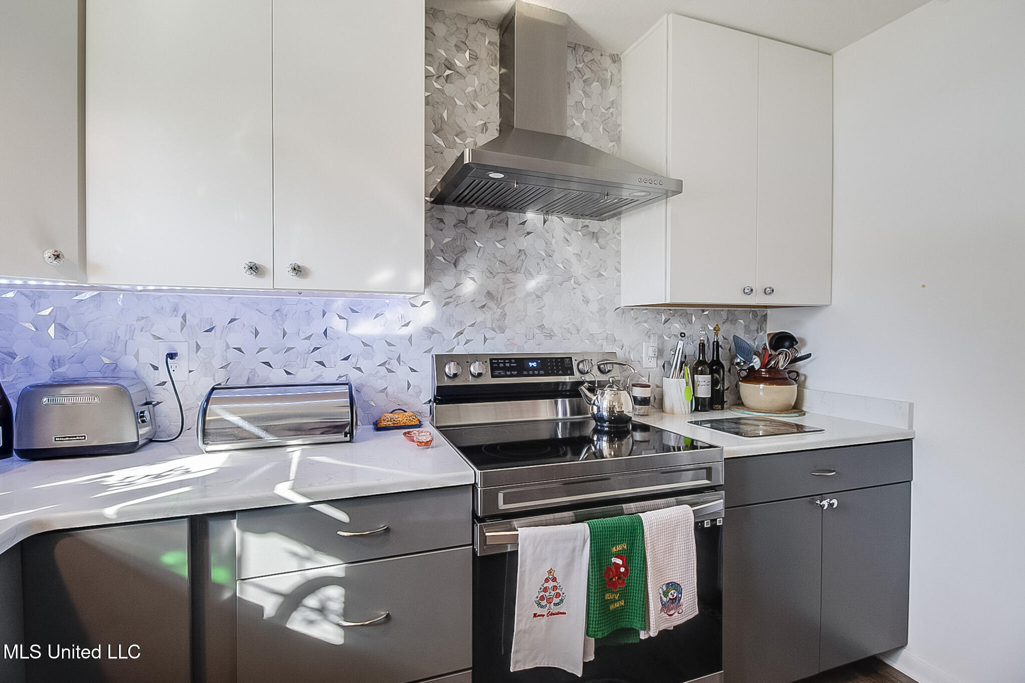 1014 W College Avenue